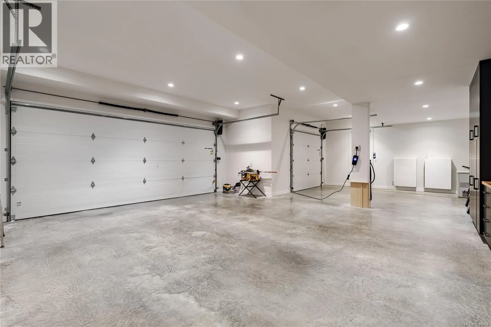 3300 Ferguson Rd