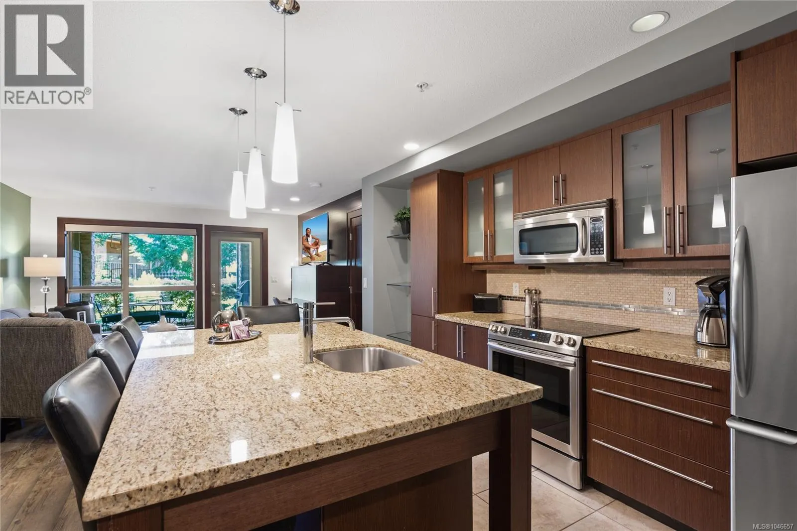 212 SA2 1175 Resort Dr