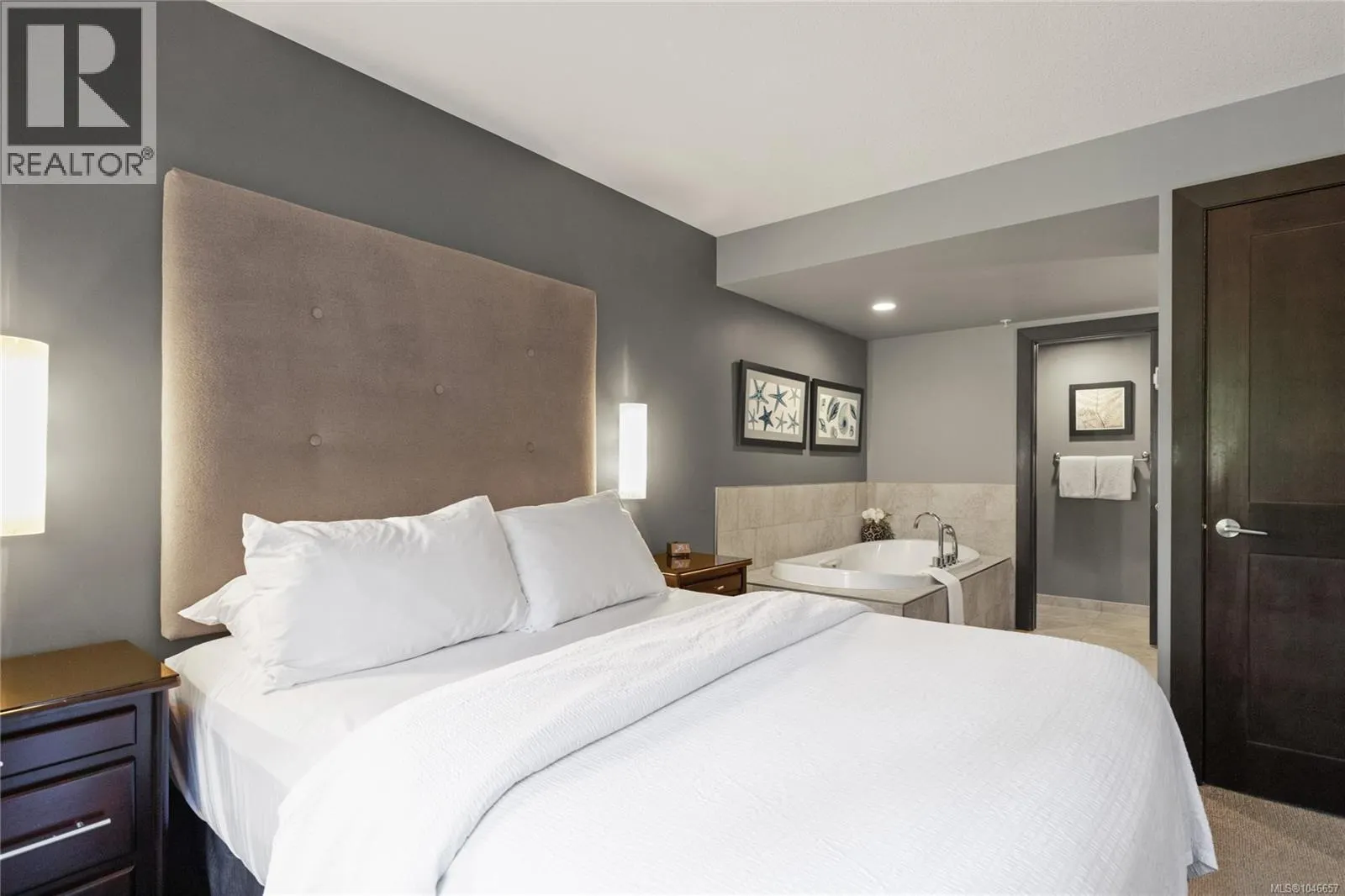 212 SA2 1175 Resort Dr