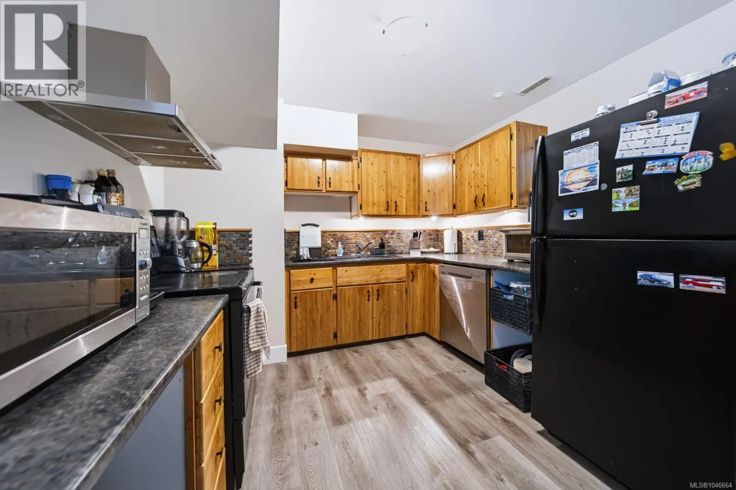 1001 Timberwood Dr