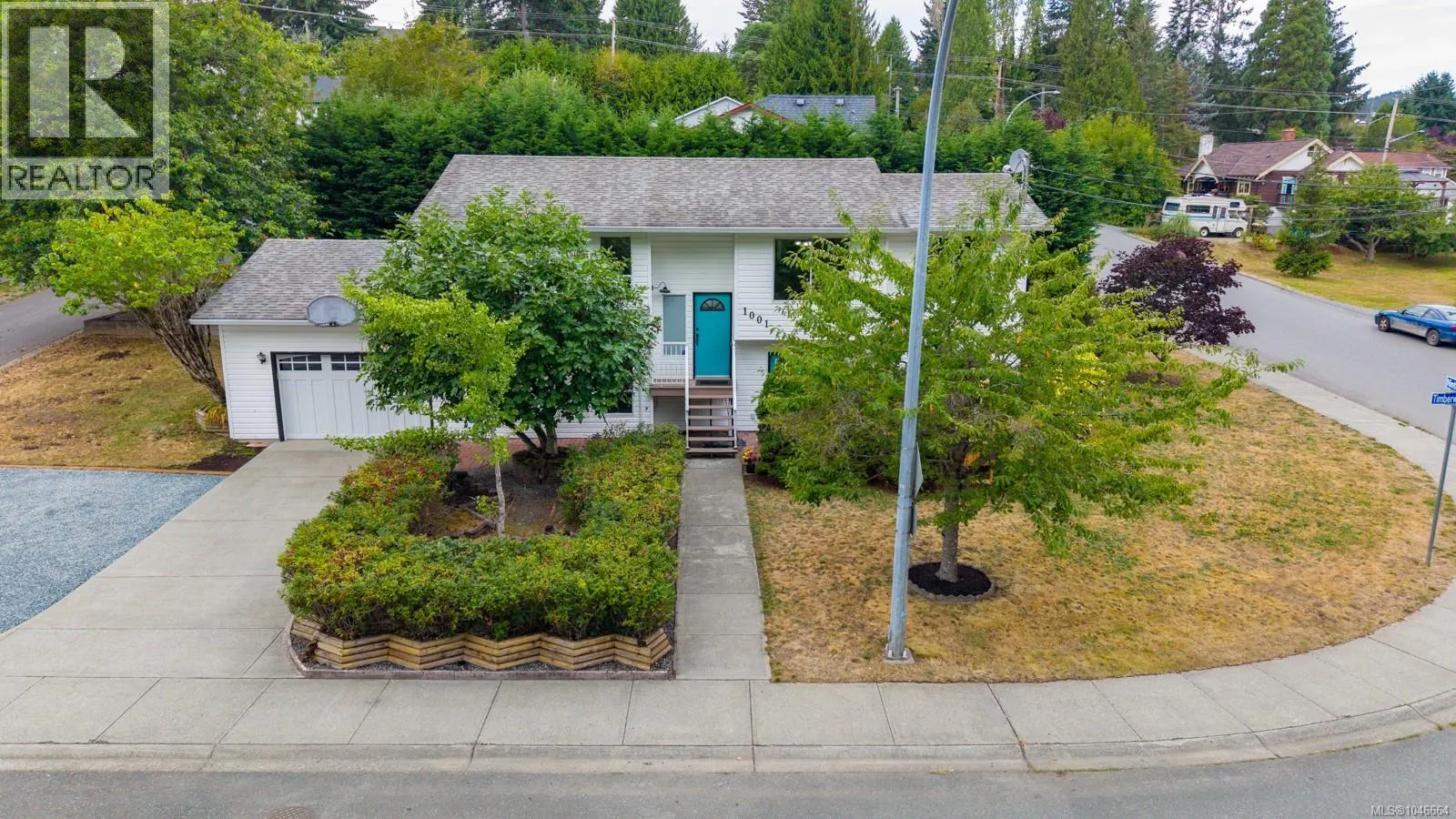 1001 Timberwood Dr