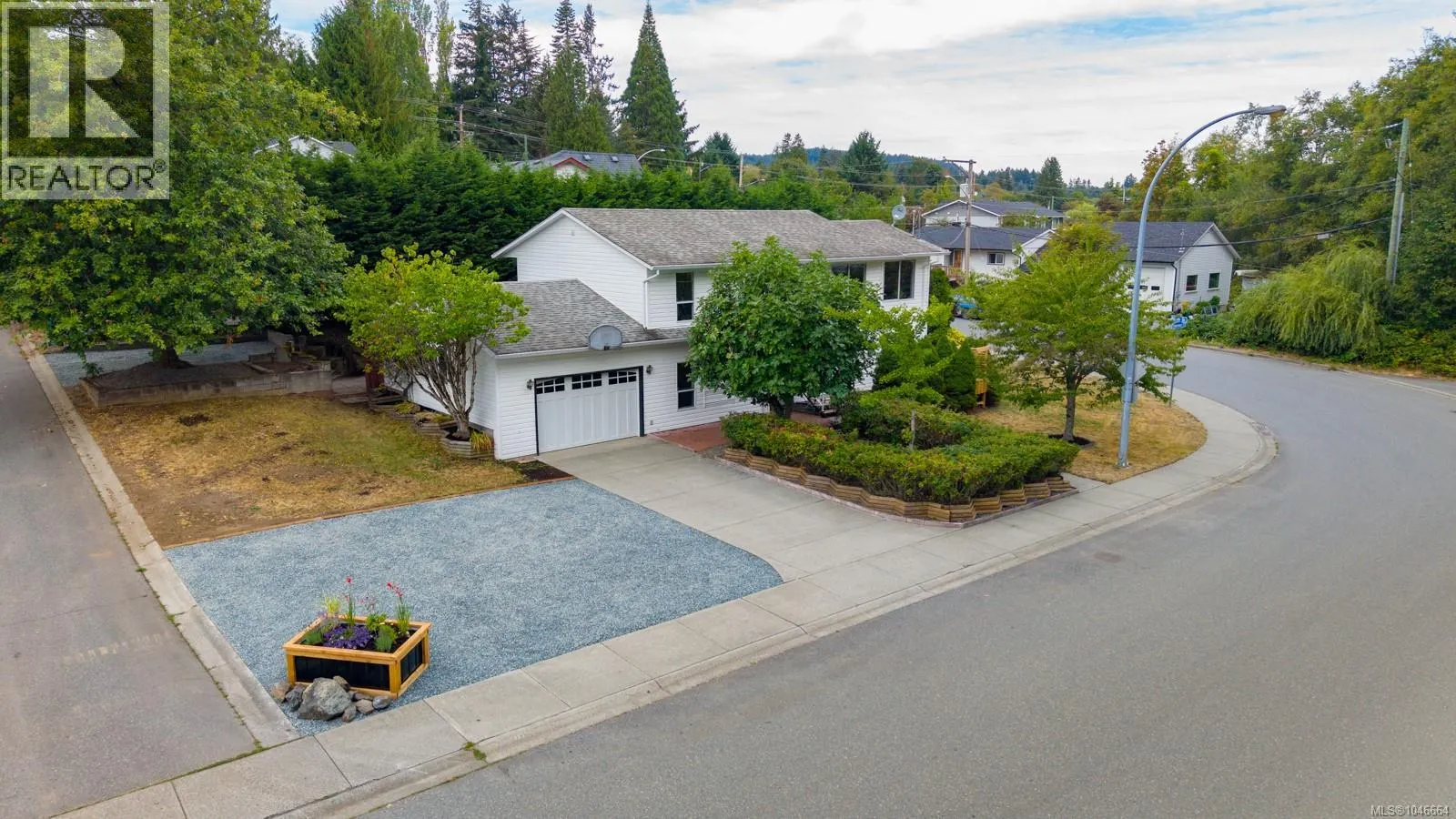 1001 Timberwood Dr