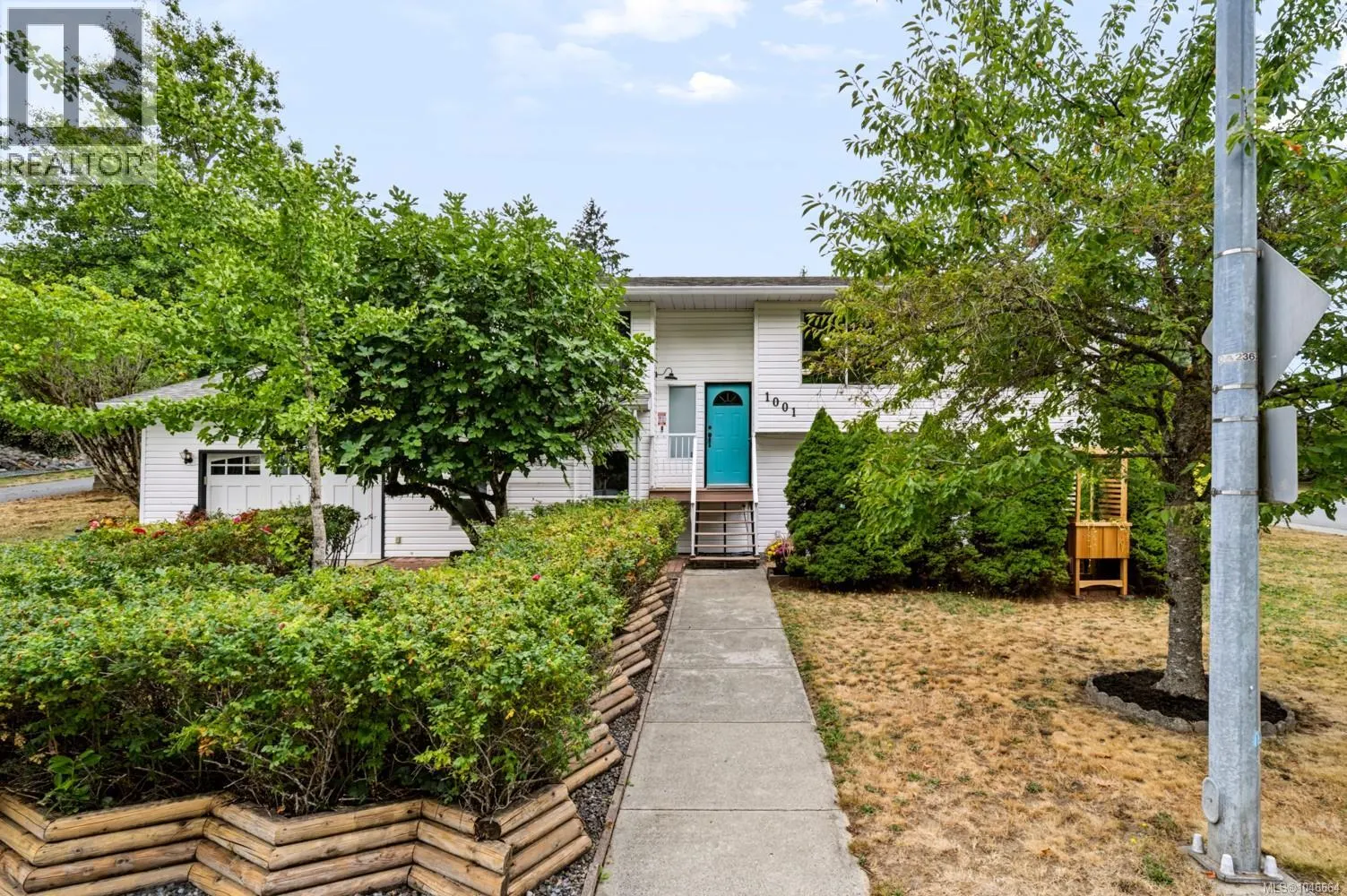 1001 Timberwood Dr