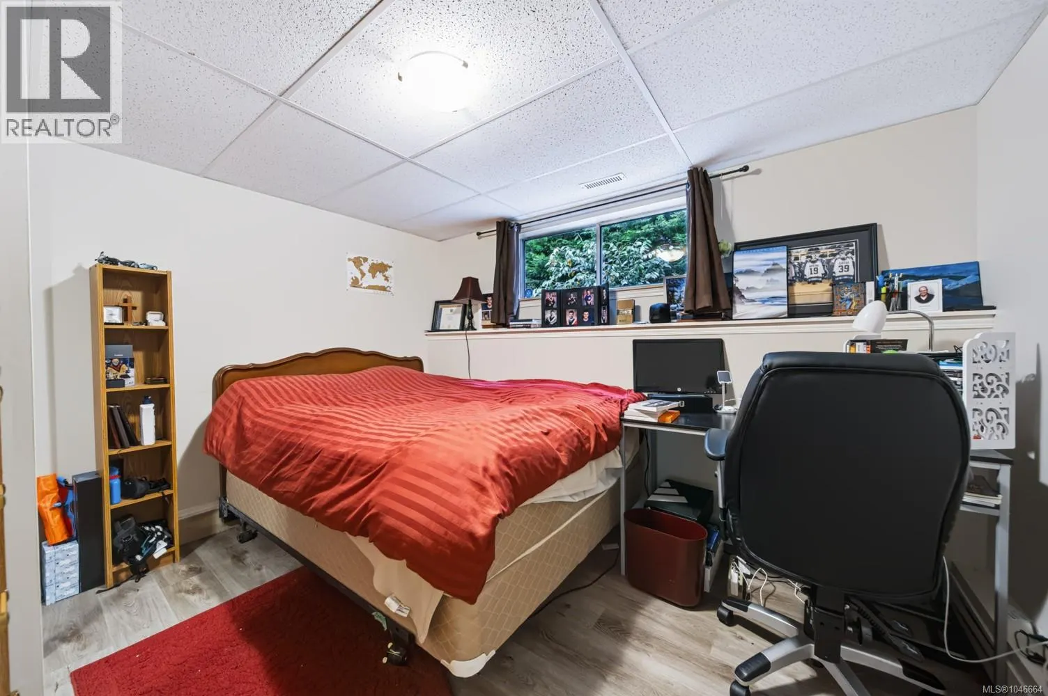 1001 Timberwood Dr