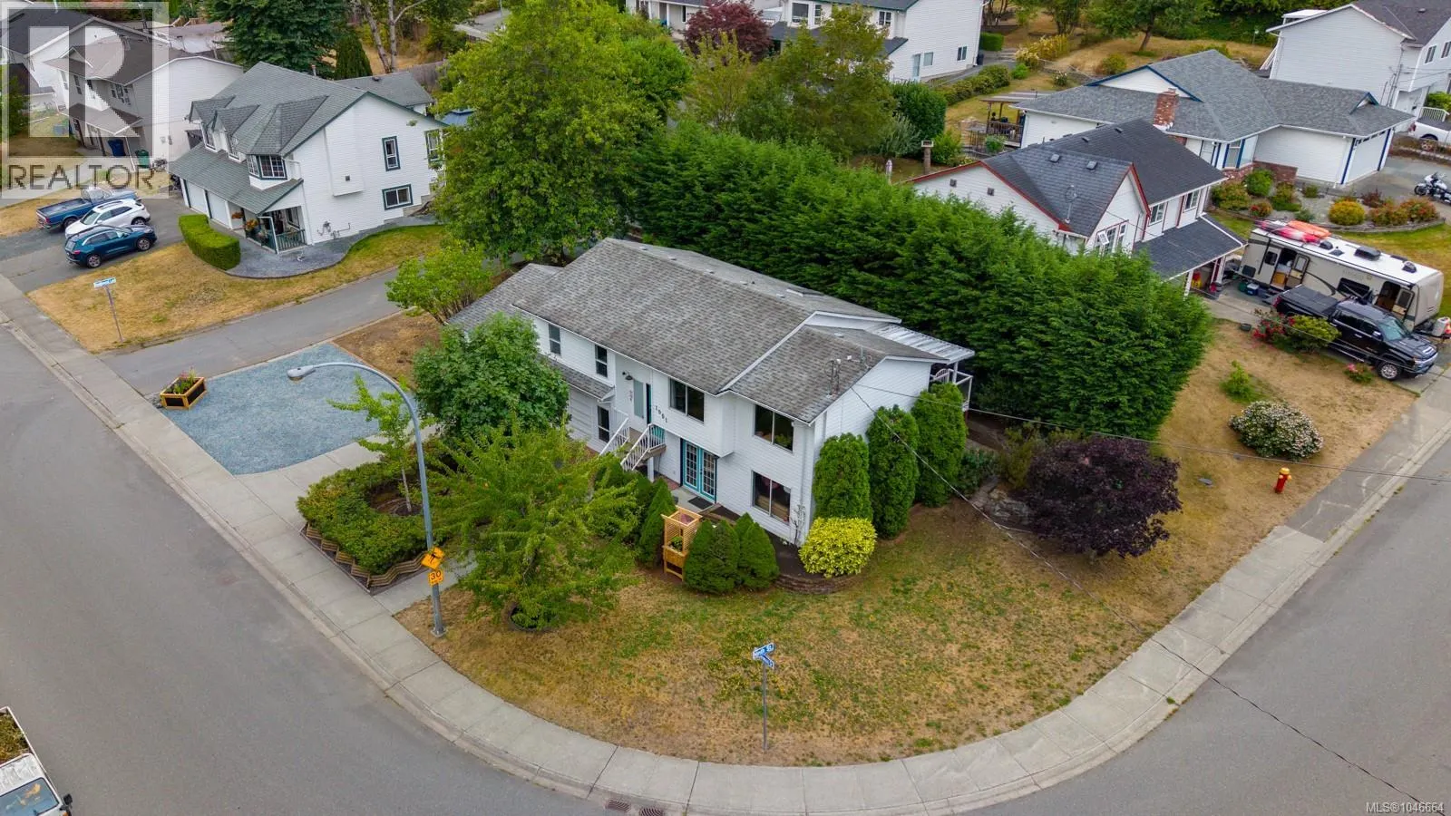 1001 Timberwood Dr