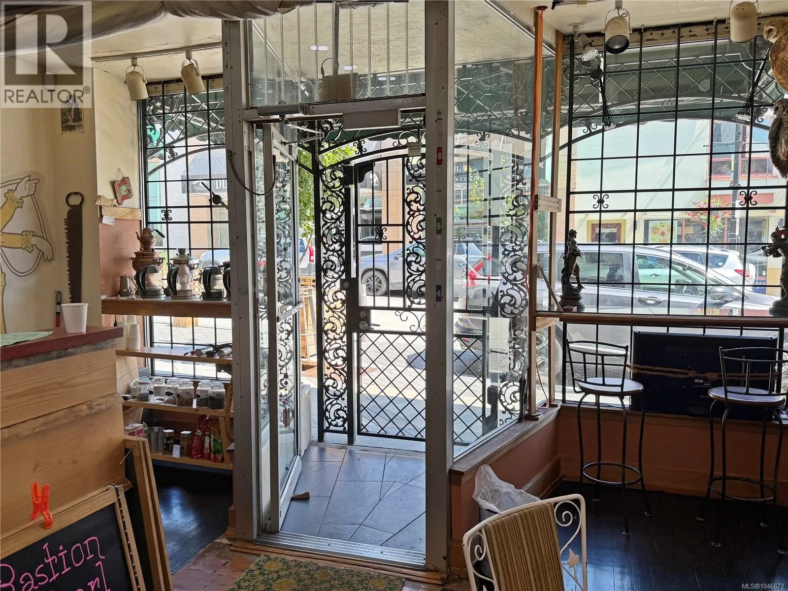 155 Commercial St