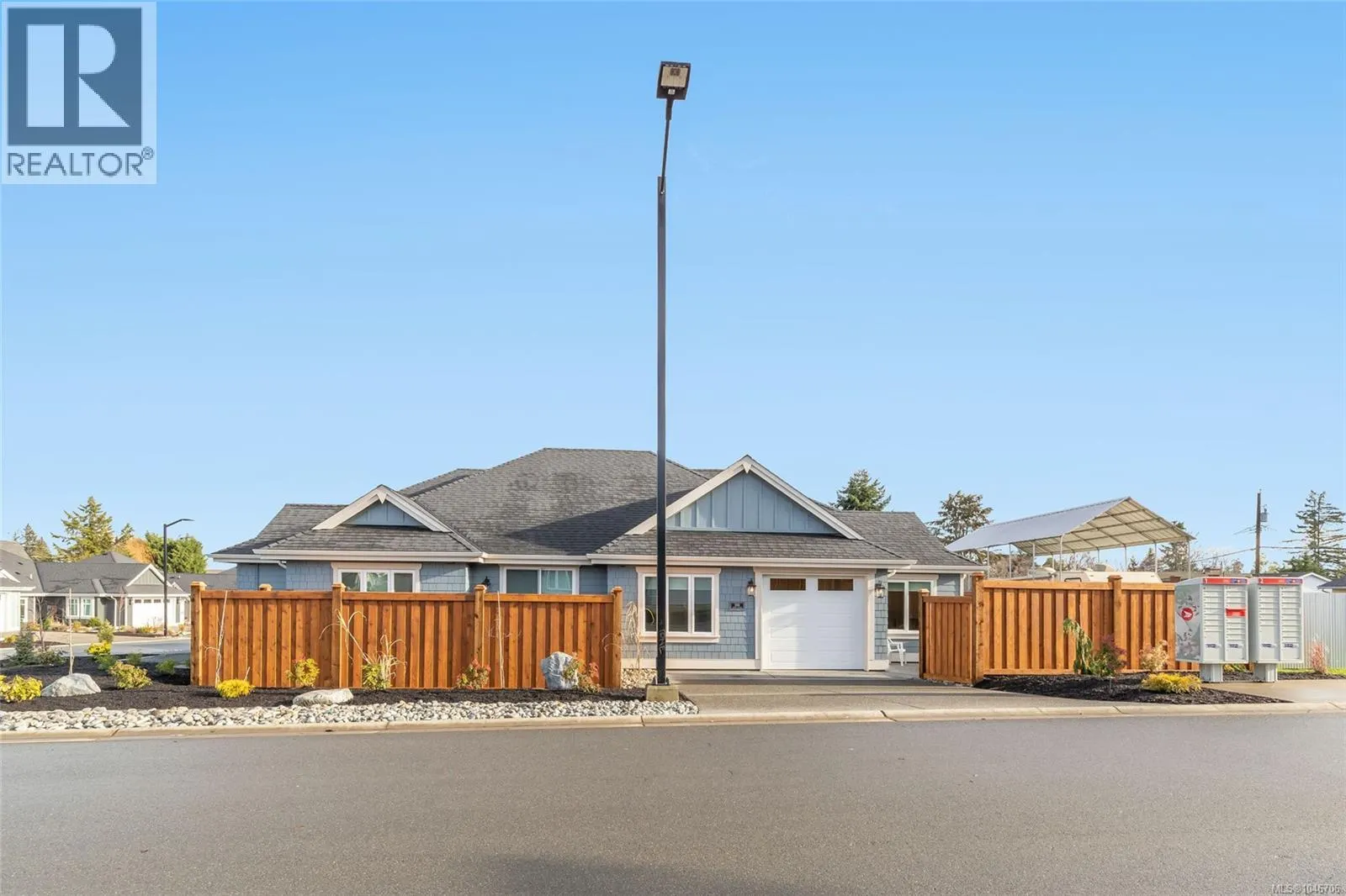 408 Hummingbird Pl