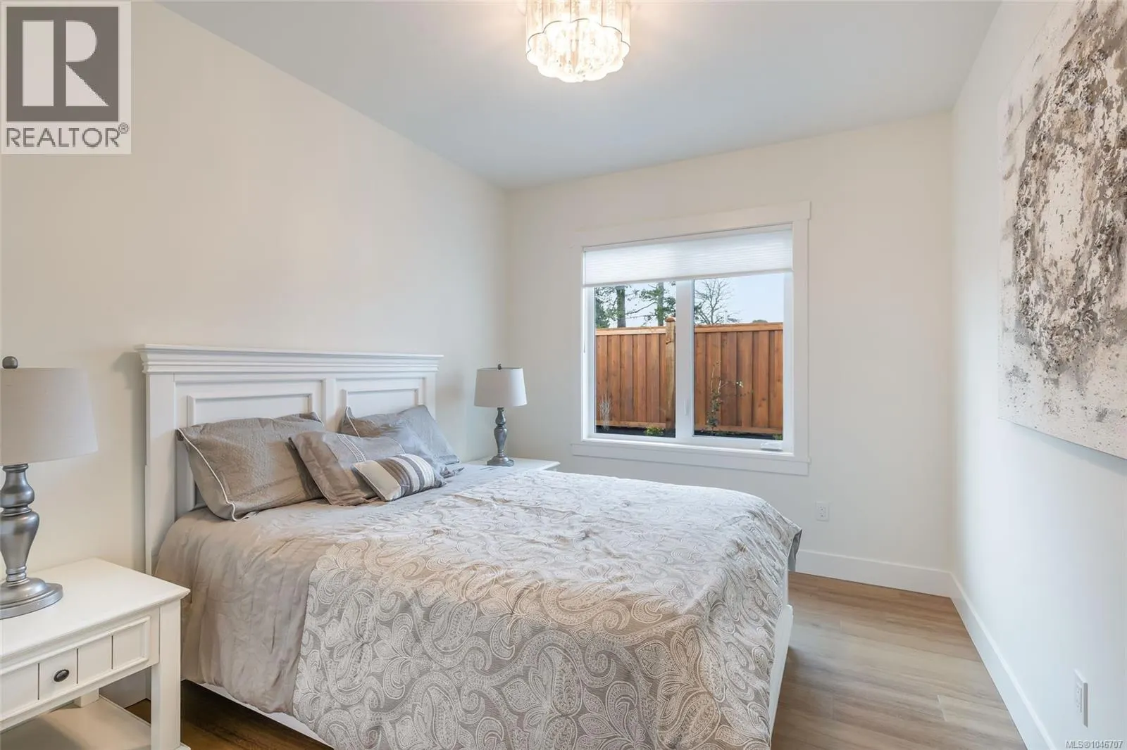 410 Hummingbird Pl