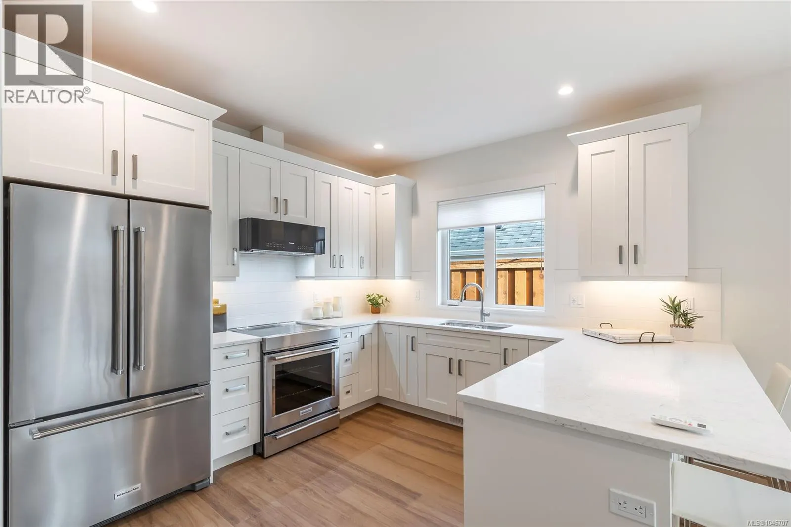 410 Hummingbird Pl