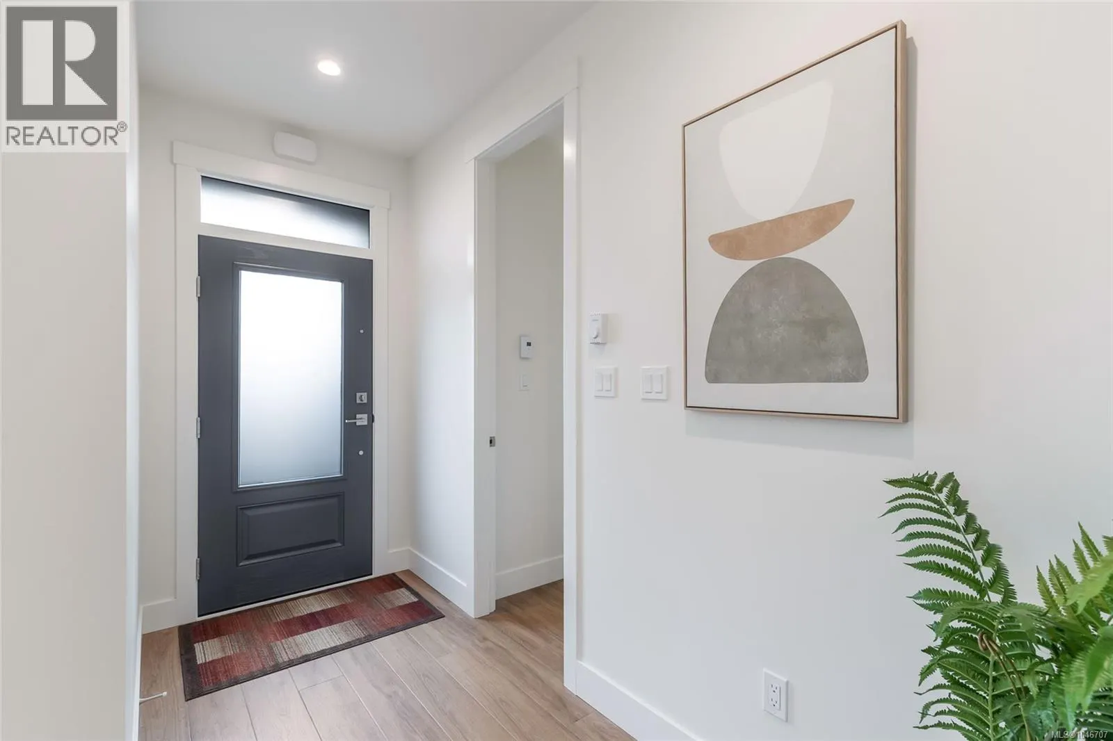 410 Hummingbird Pl