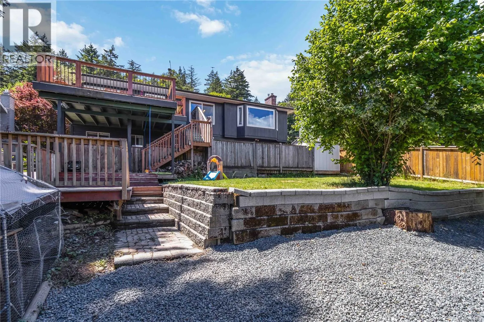 3389 Mary Anne Cres