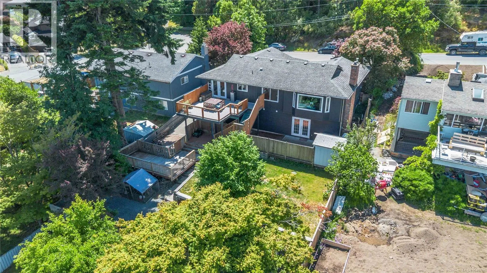 3389 Mary Anne Cres
