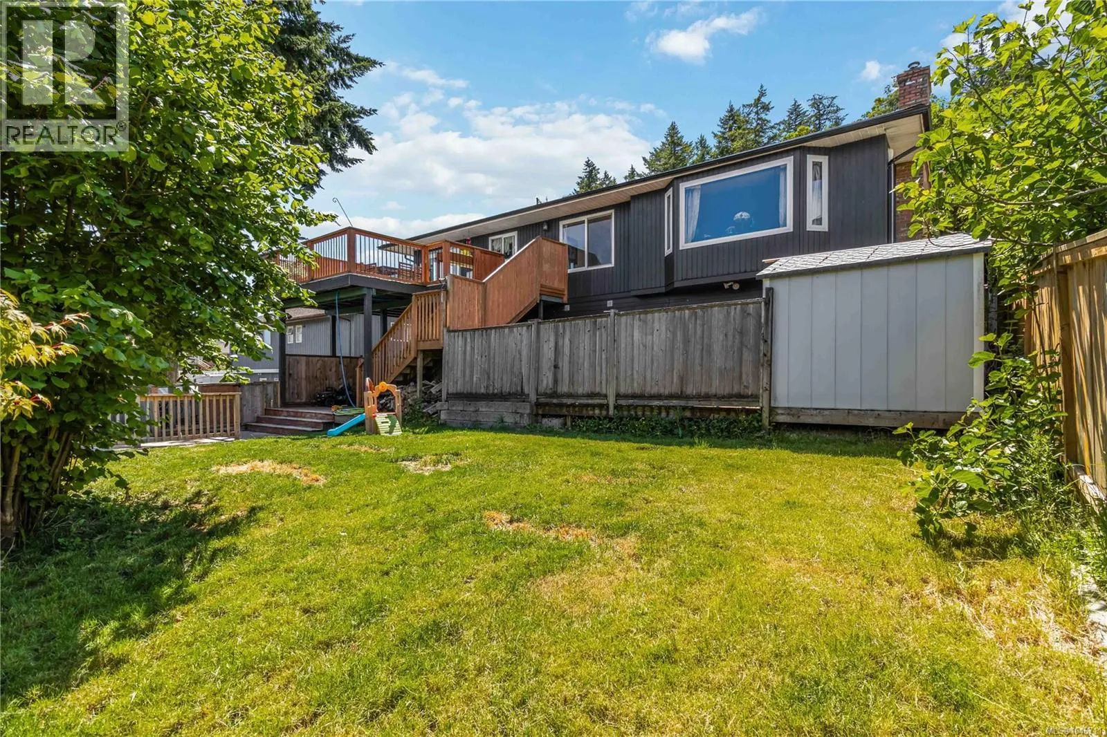 3389 Mary Anne Cres