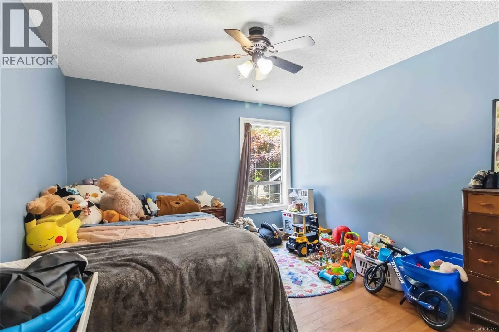 3389 Mary Anne Cres