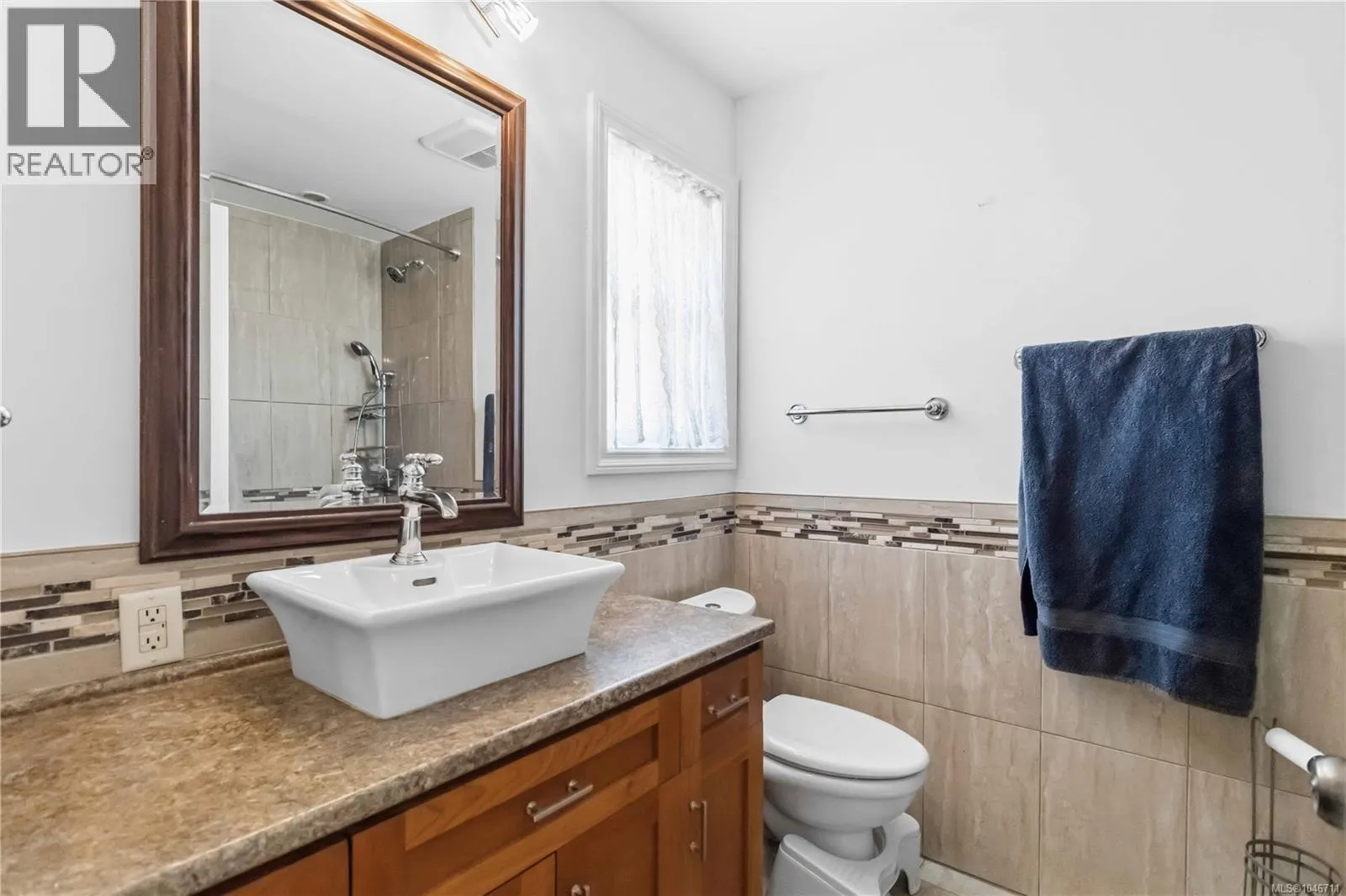 3389 Mary Anne Cres