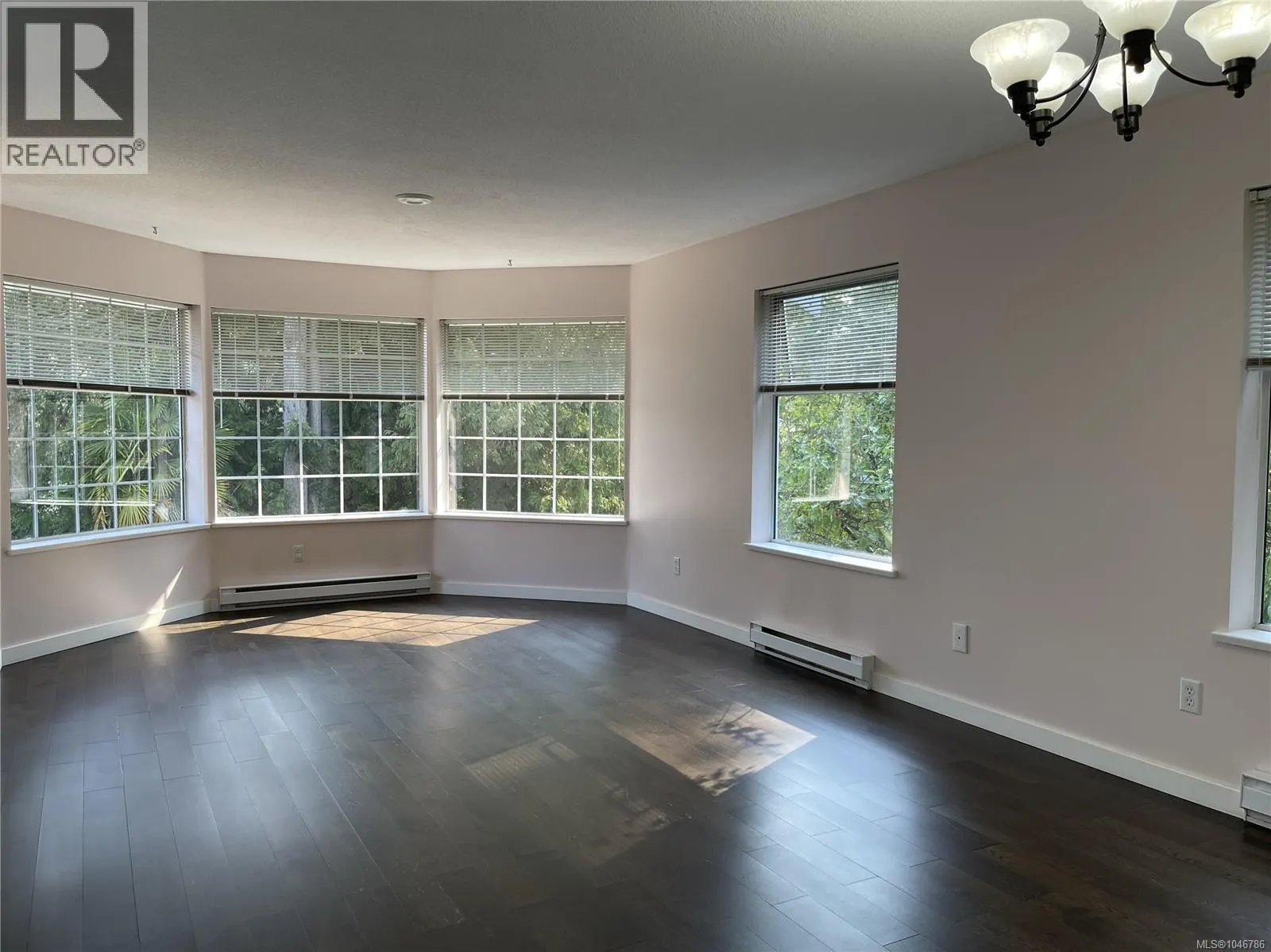 1333 Carmel Pl