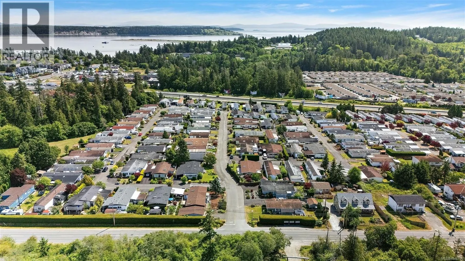 111 7701 Central Saanich Rd