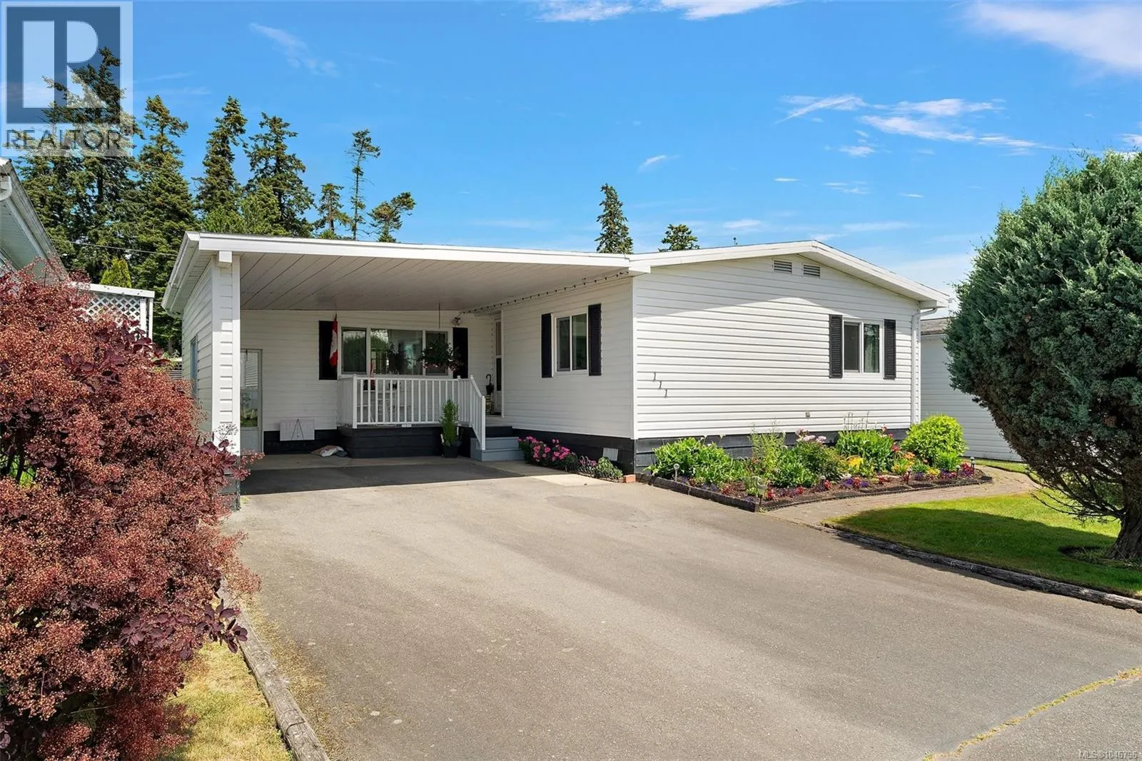111 7701 Central Saanich Rd