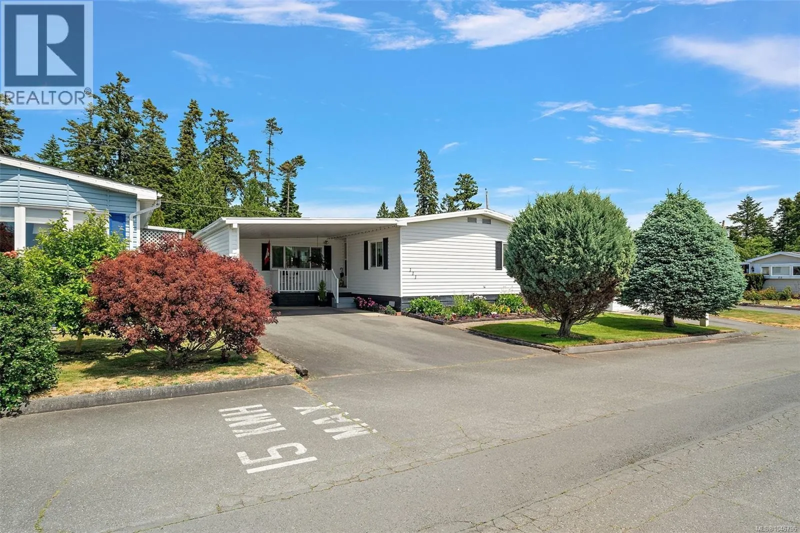 111 7701 Central Saanich Rd