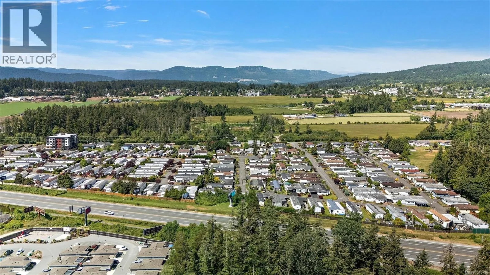 111 7701 Central Saanich Rd