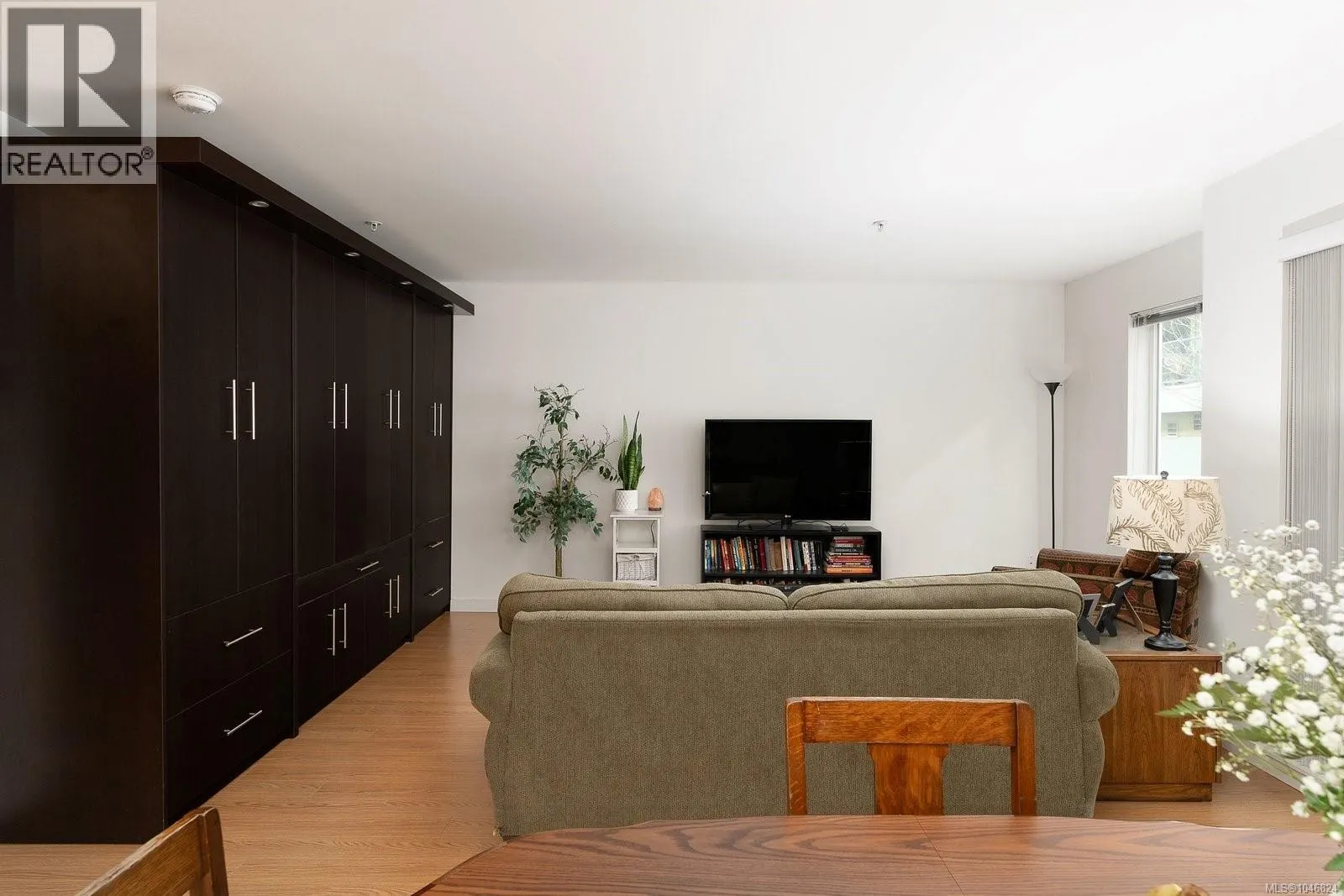 204 1405 Esquimalt Rd