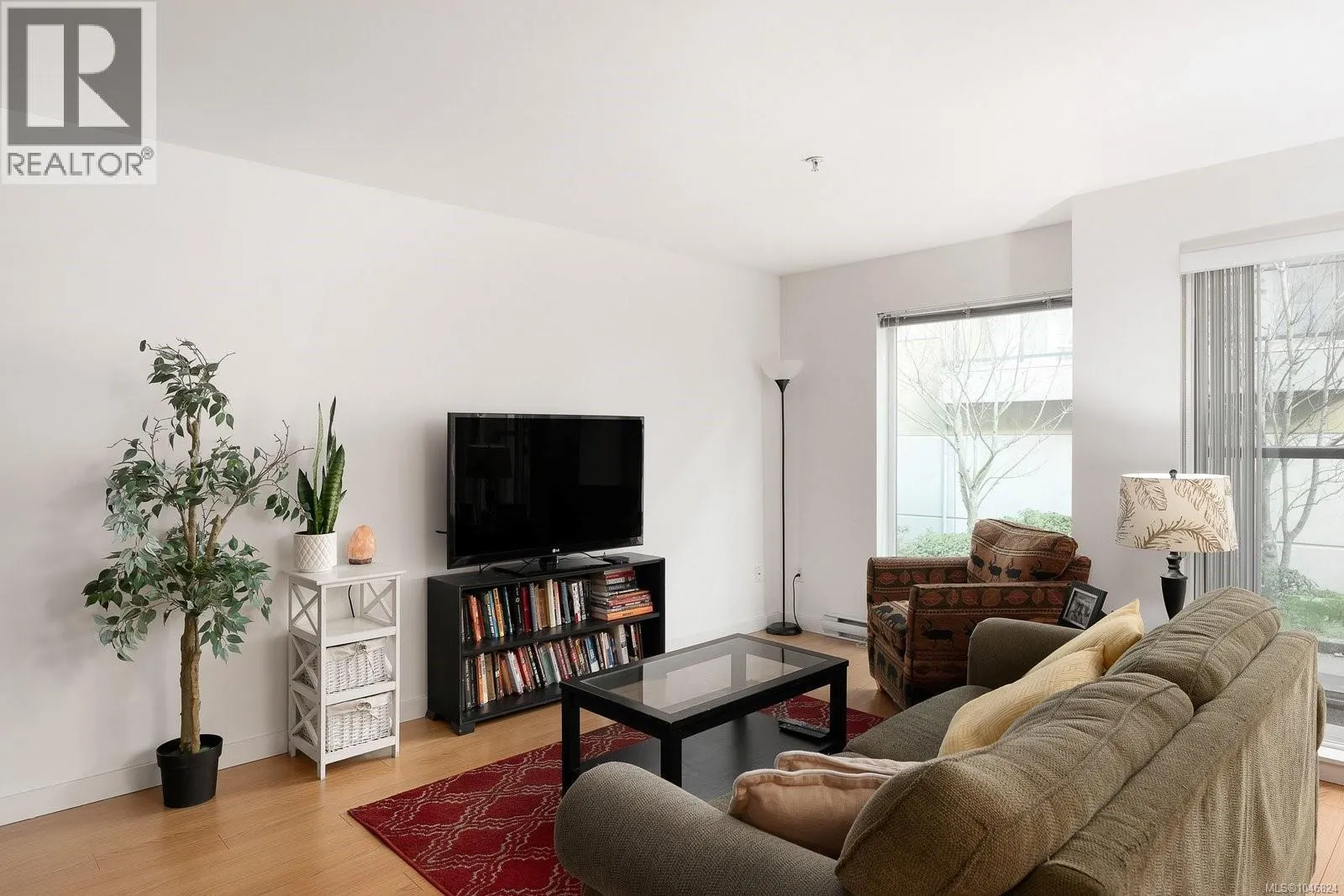 204 1405 Esquimalt Rd
