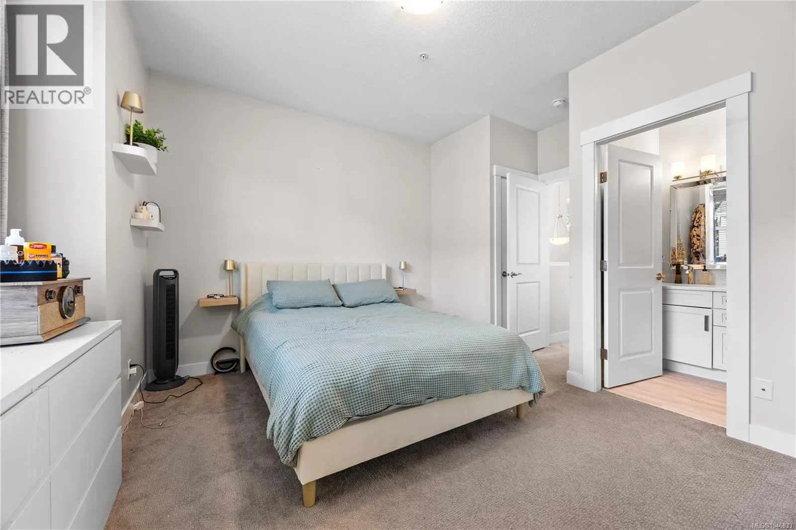 135 6057 Doumont Rd