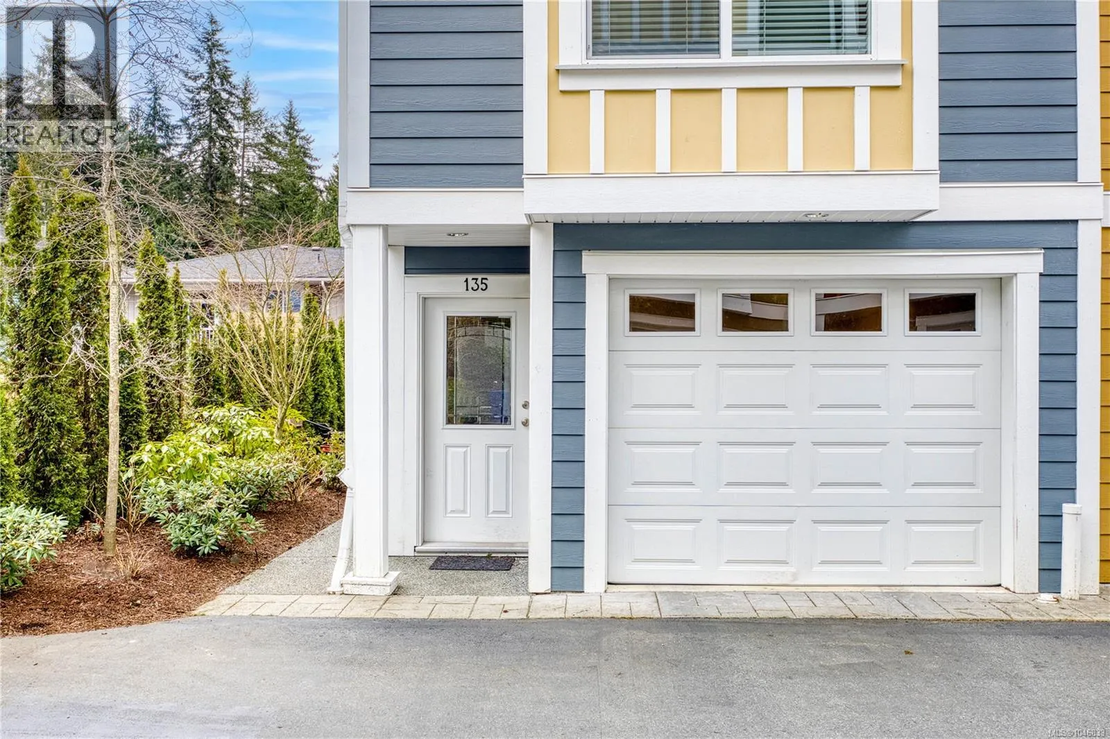 135 6057 Doumont Rd