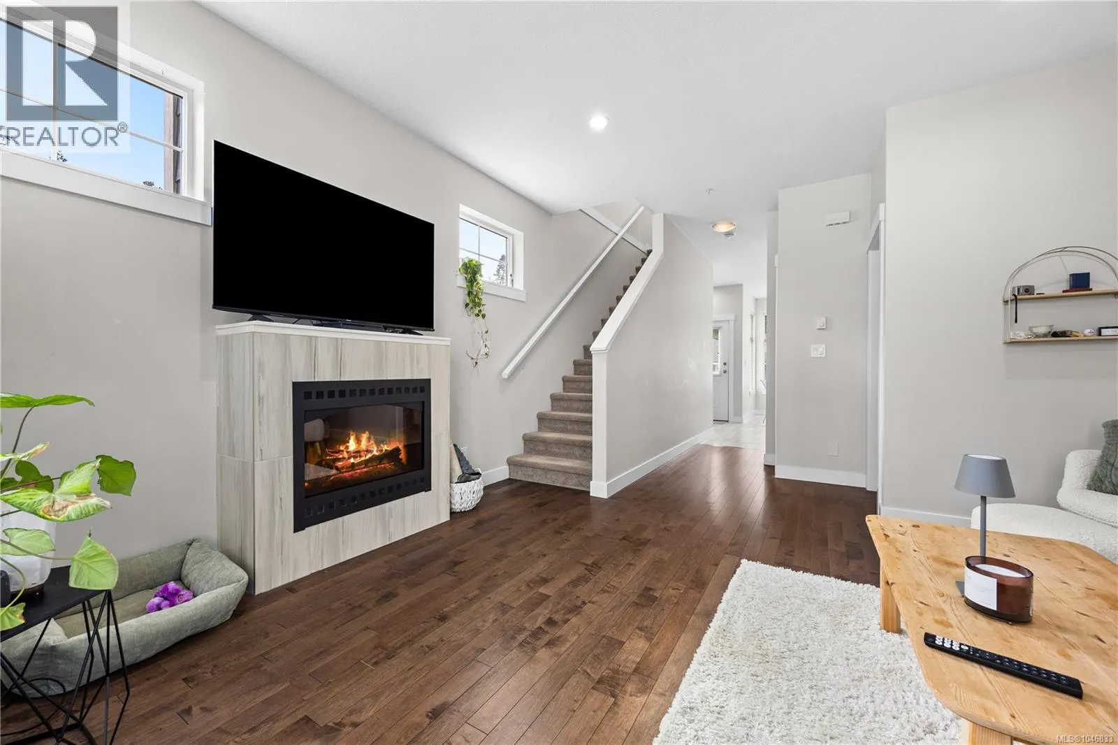 135 6057 Doumont Rd