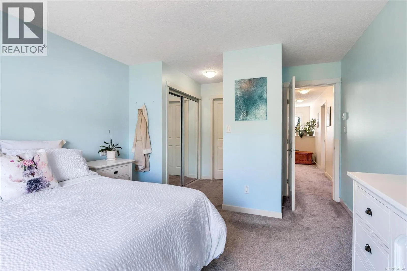 9 6250 Palahi Rd