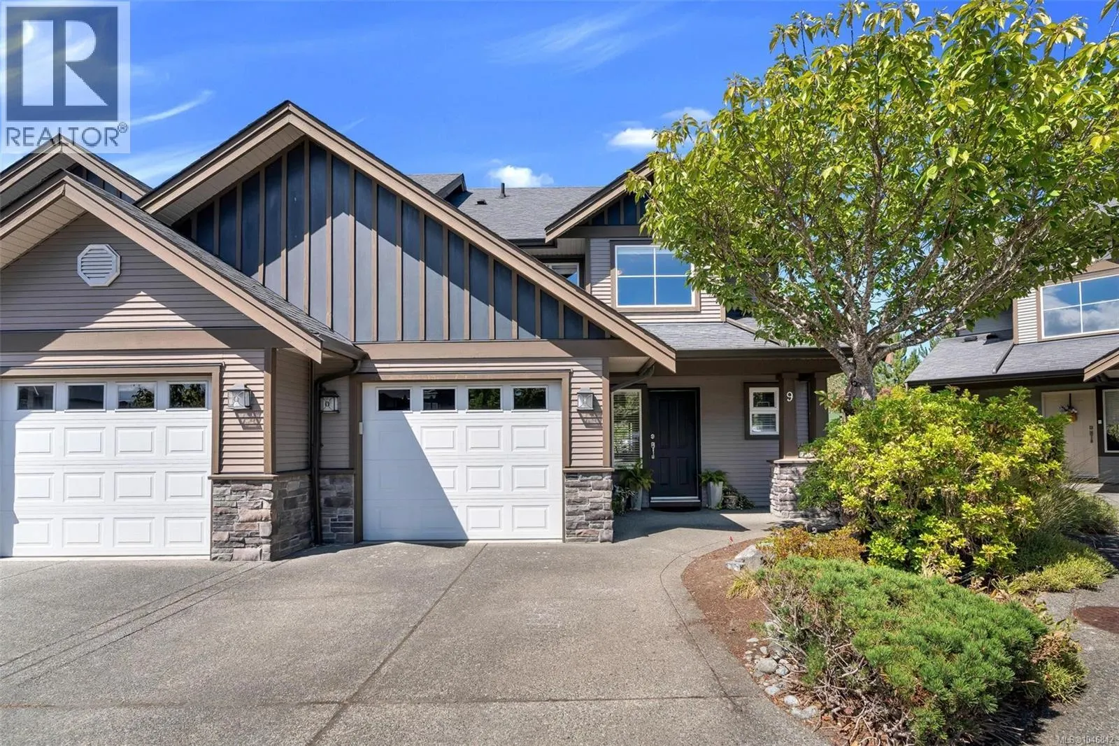 9 6250 Palahi Rd