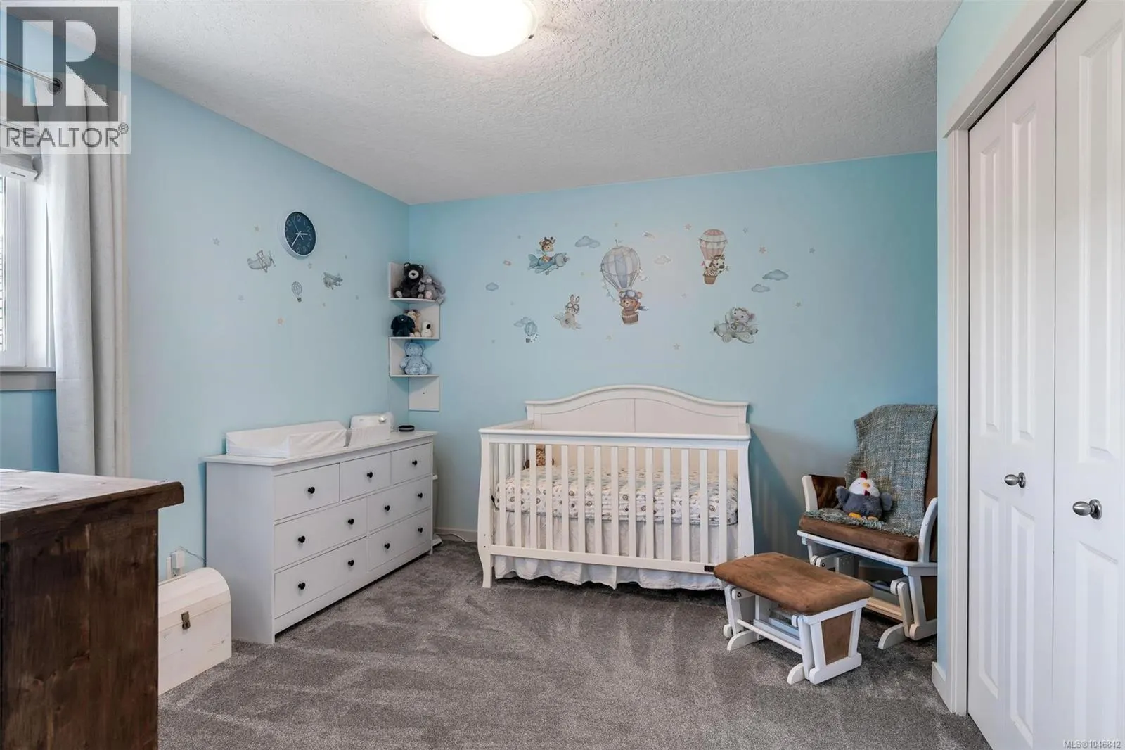 9 6250 Palahi Rd