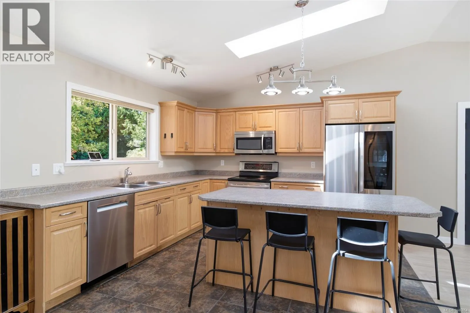 95 McColl Rd