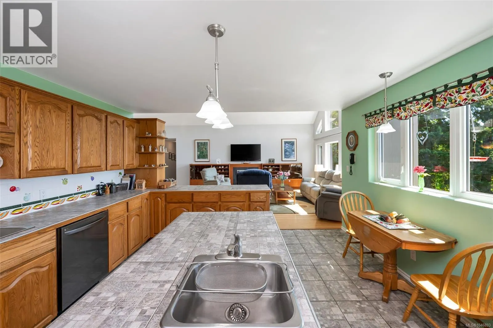 402 Seedtree Rd