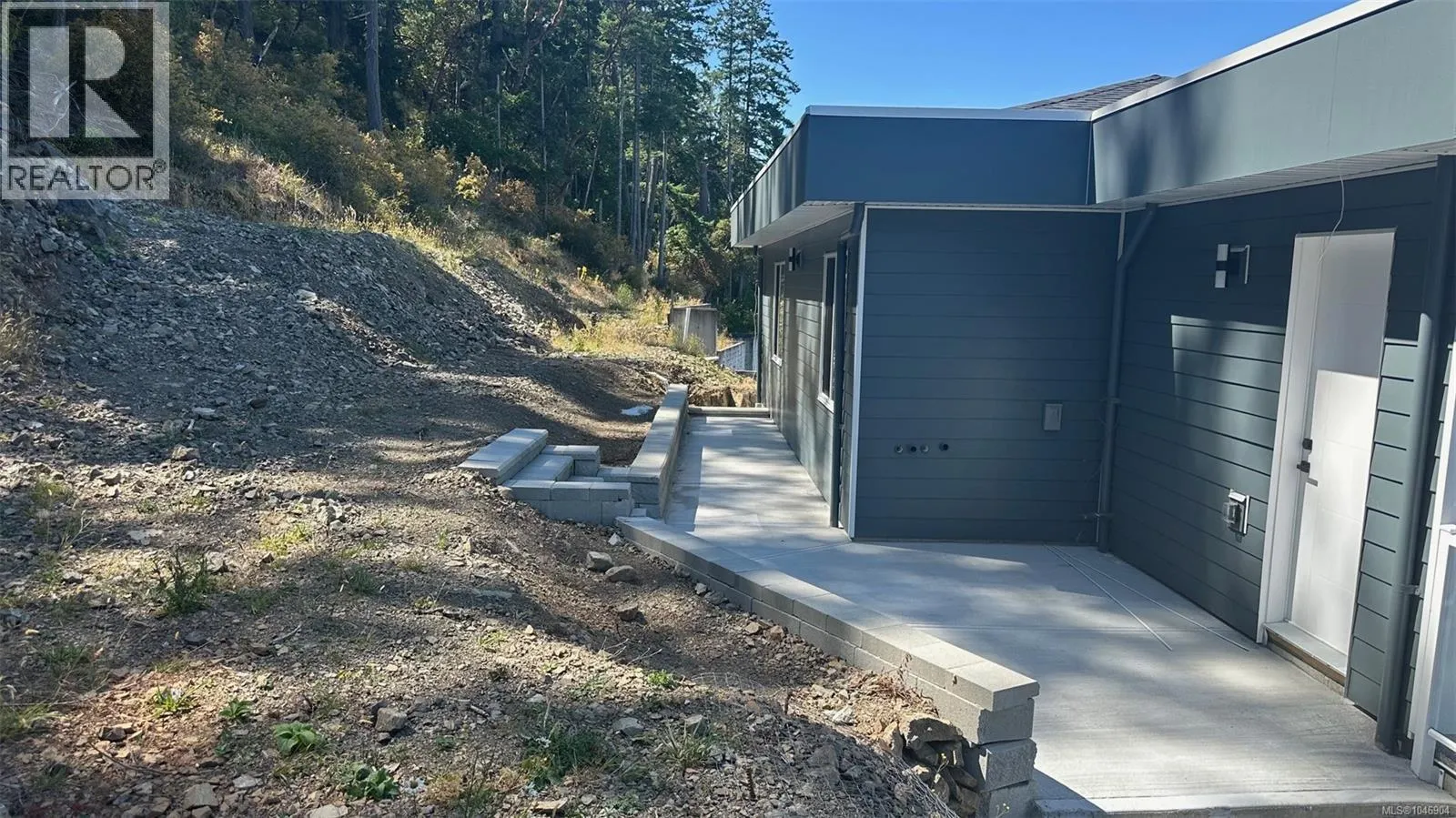 3875 Gulfview Dr