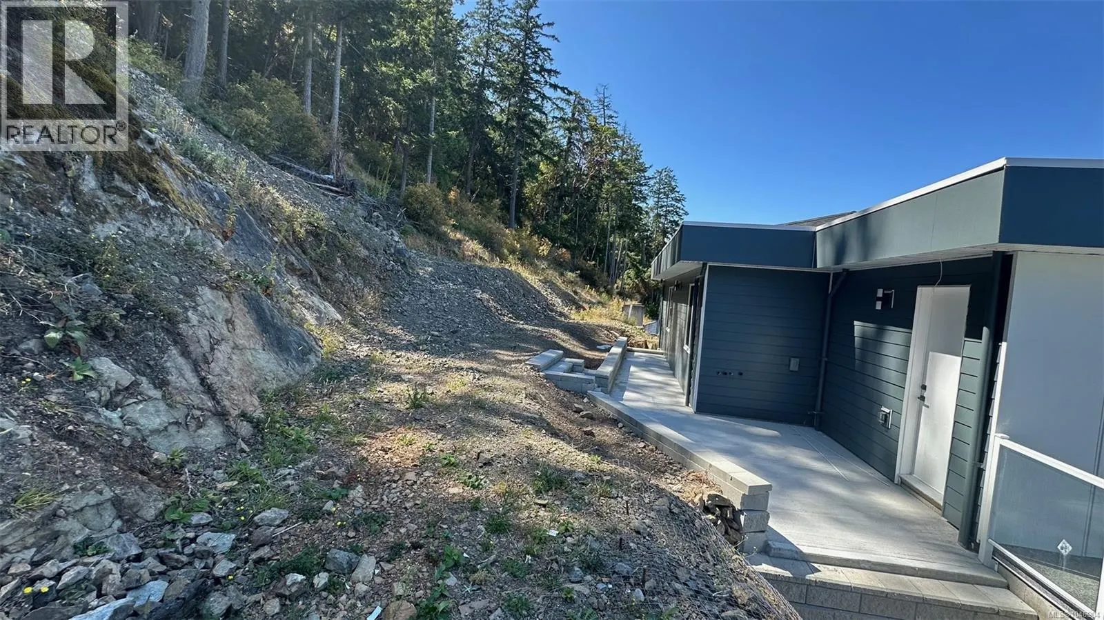 3875 Gulfview Dr