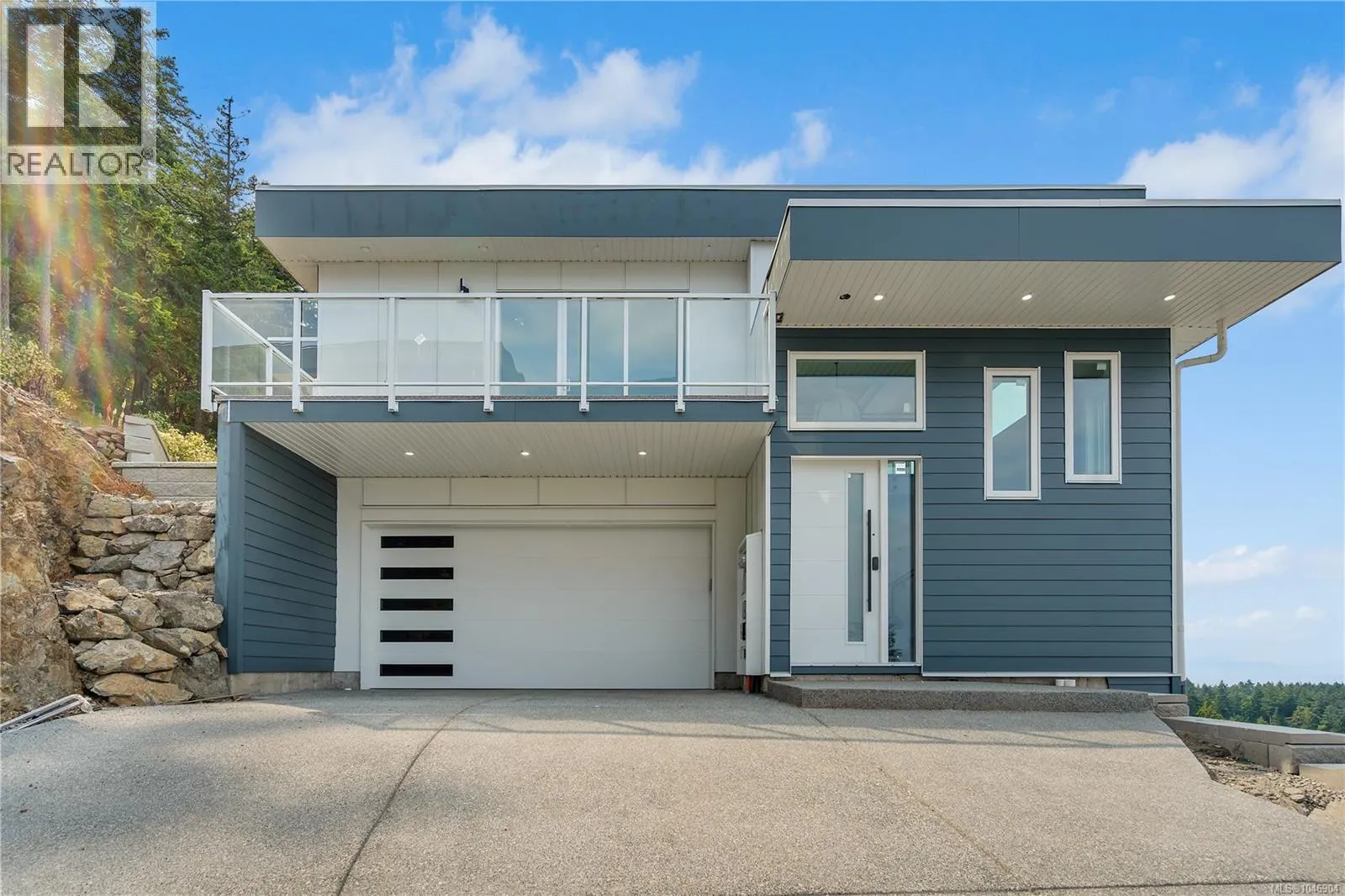 3875 Gulfview Dr