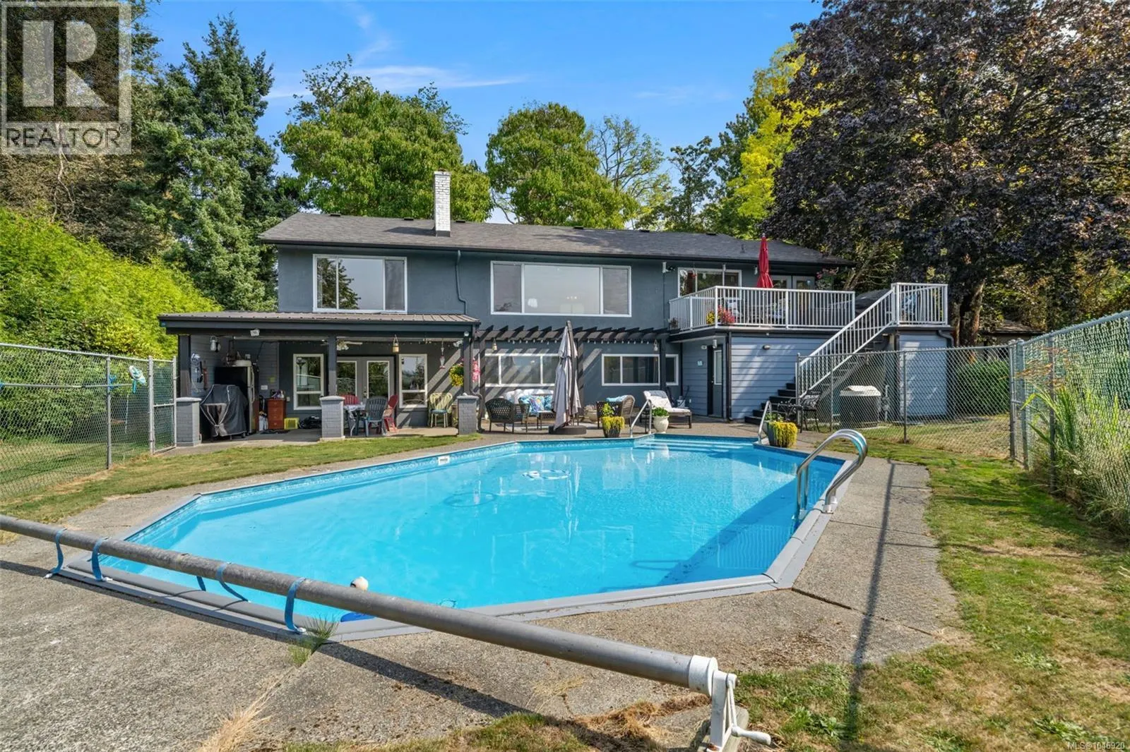 9168 West Saanich Rd