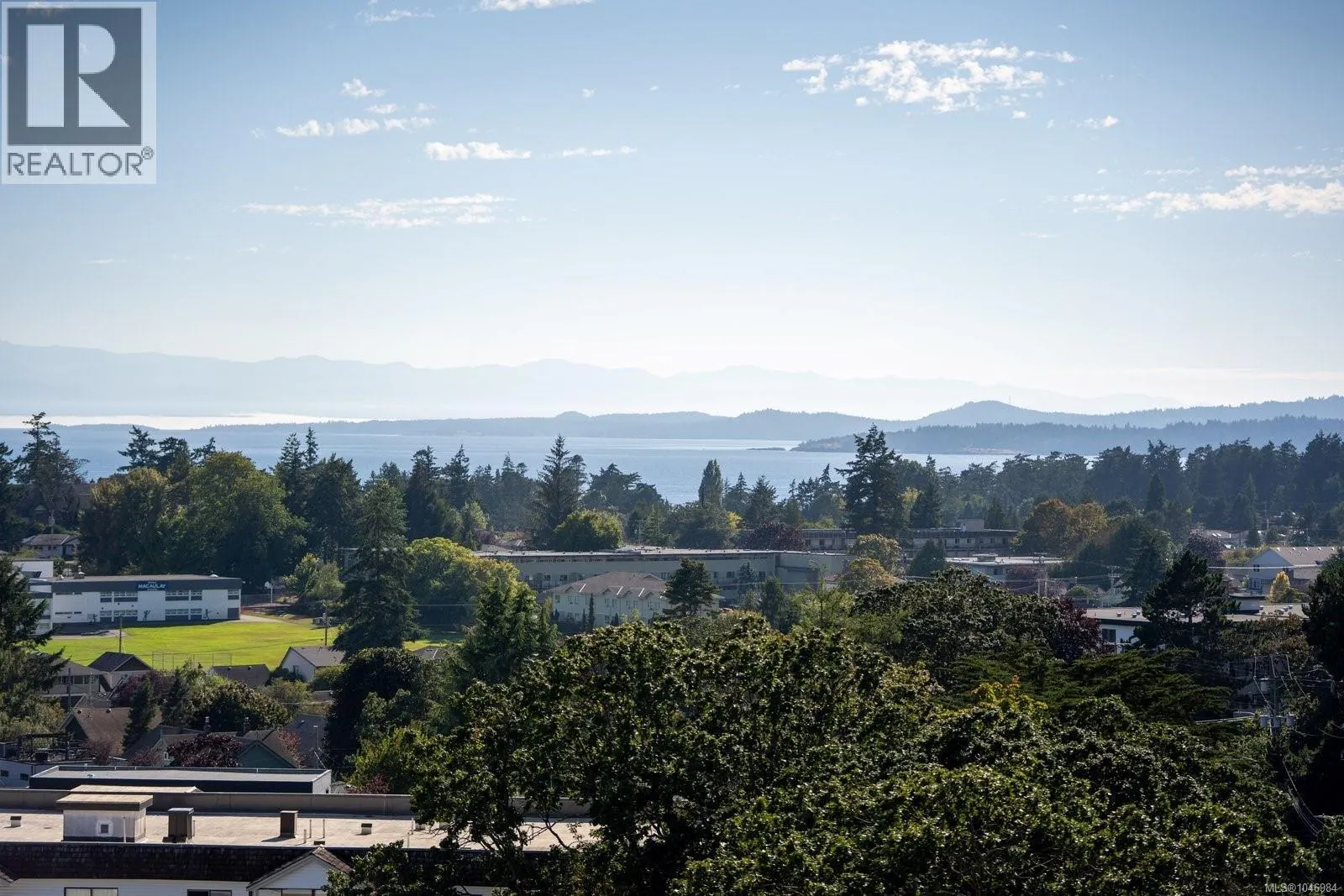 905 899 Esquimalt Rd