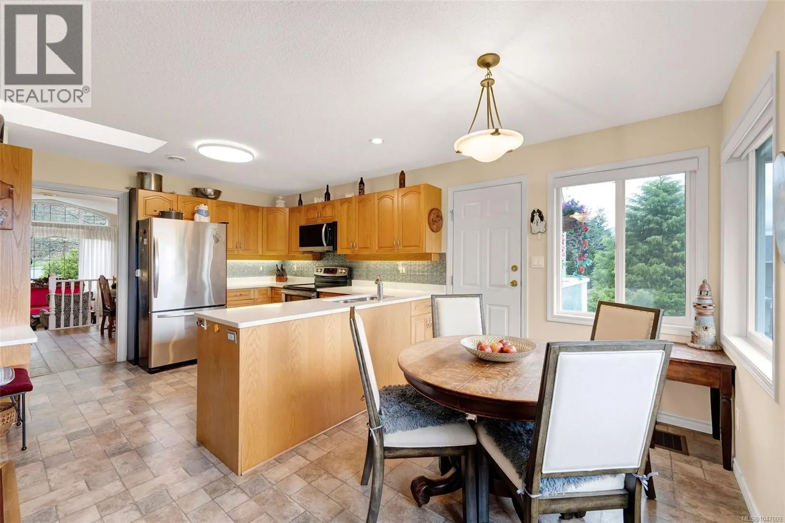 457 Thetis Dr