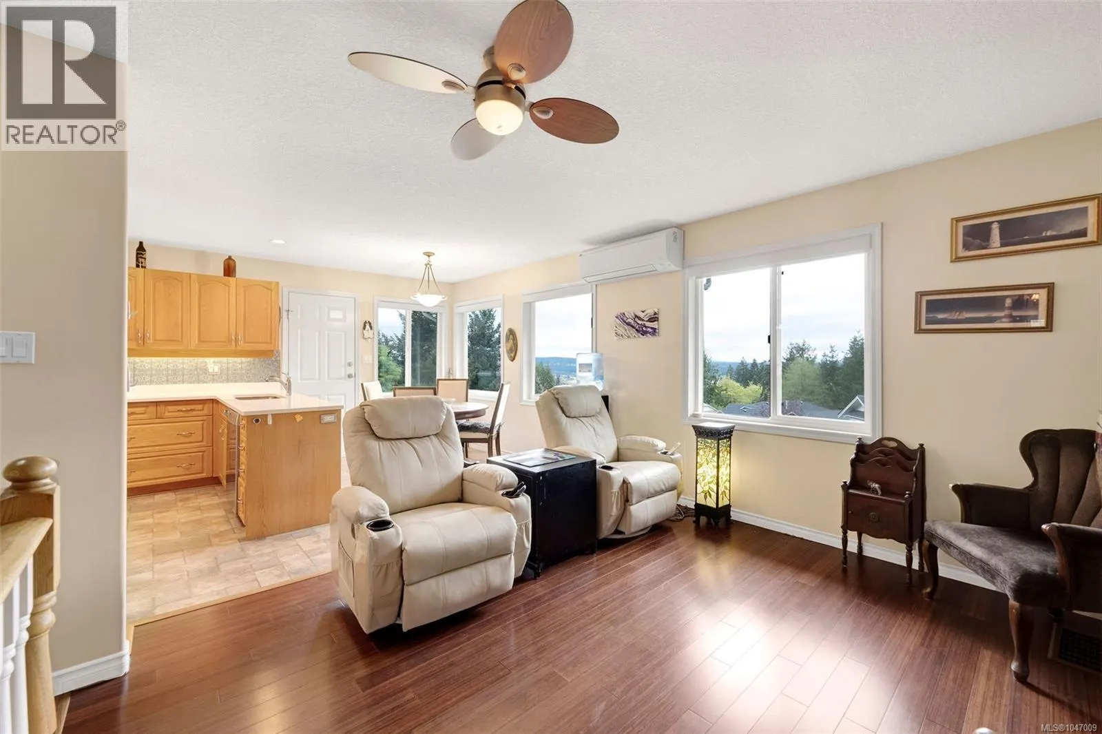 457 Thetis Dr