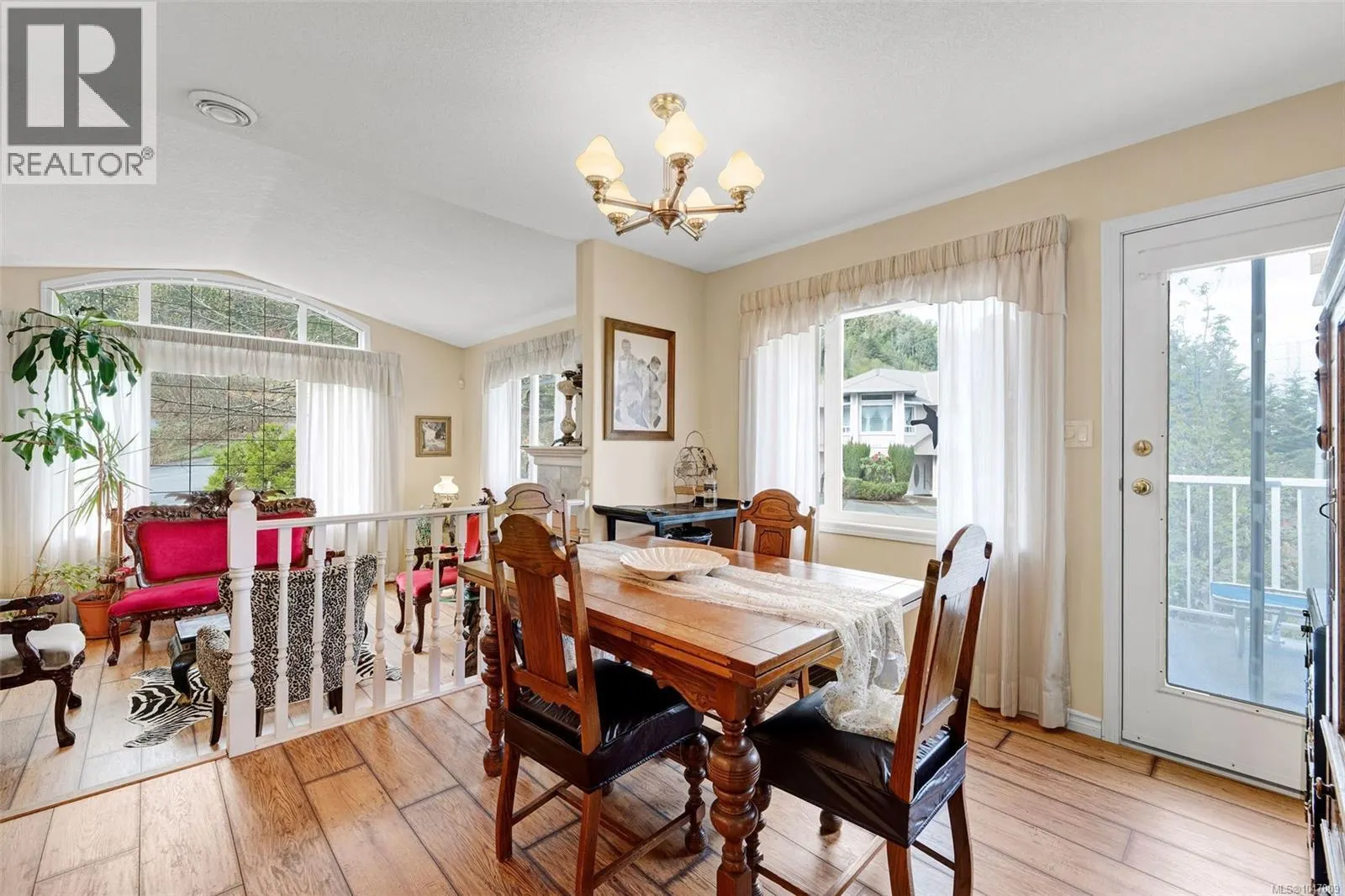 457 Thetis Dr