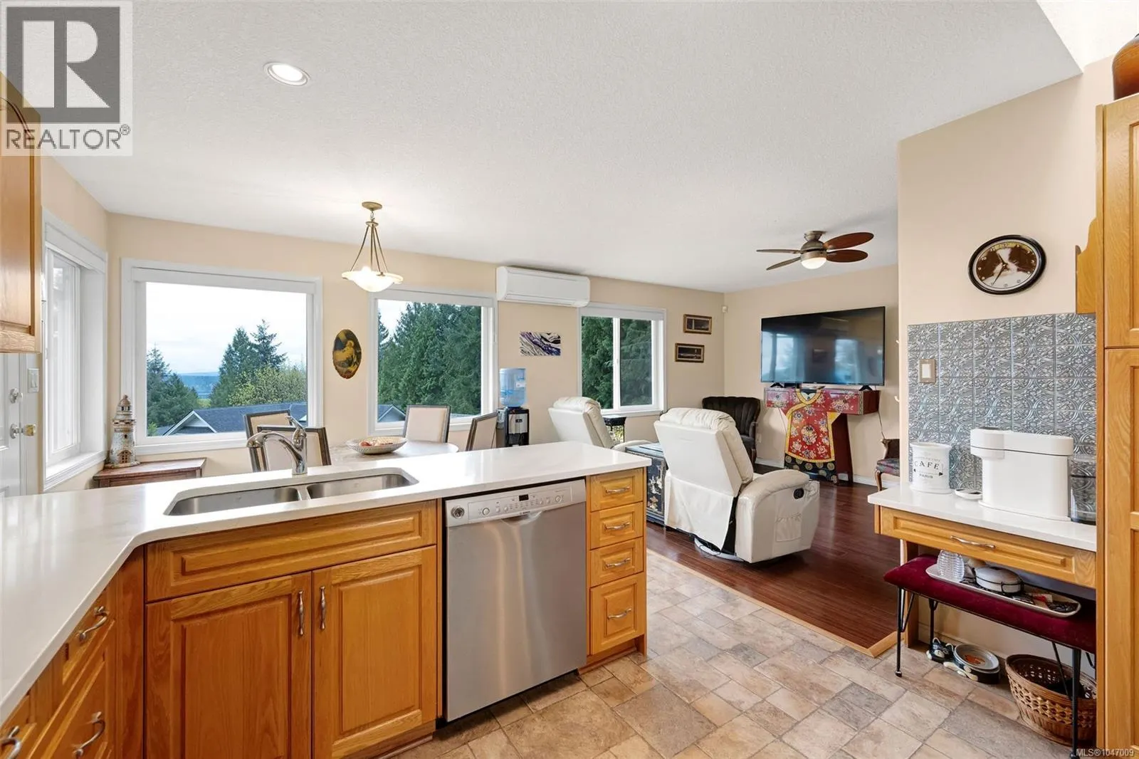 457 Thetis Dr