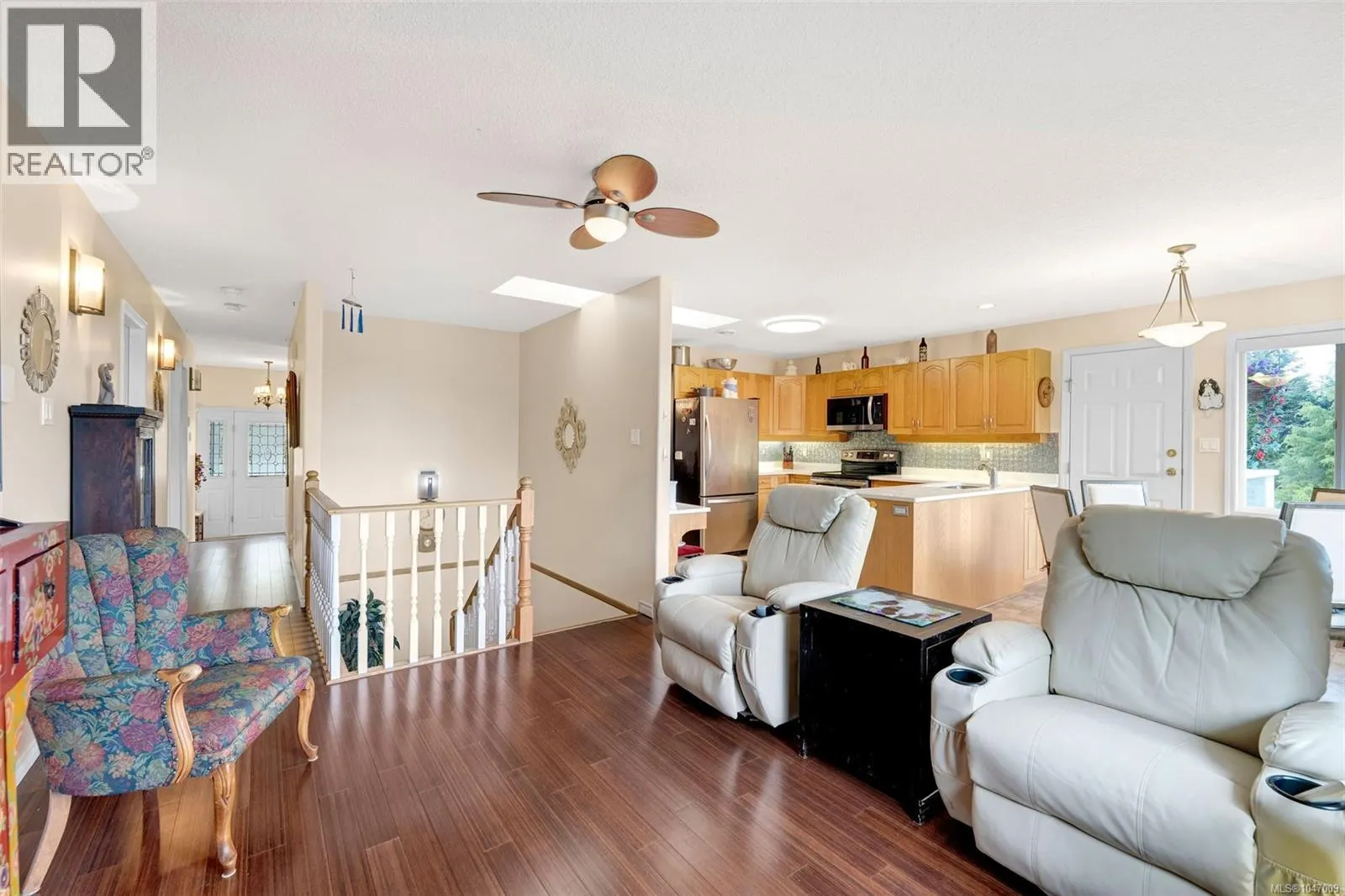 457 Thetis Dr