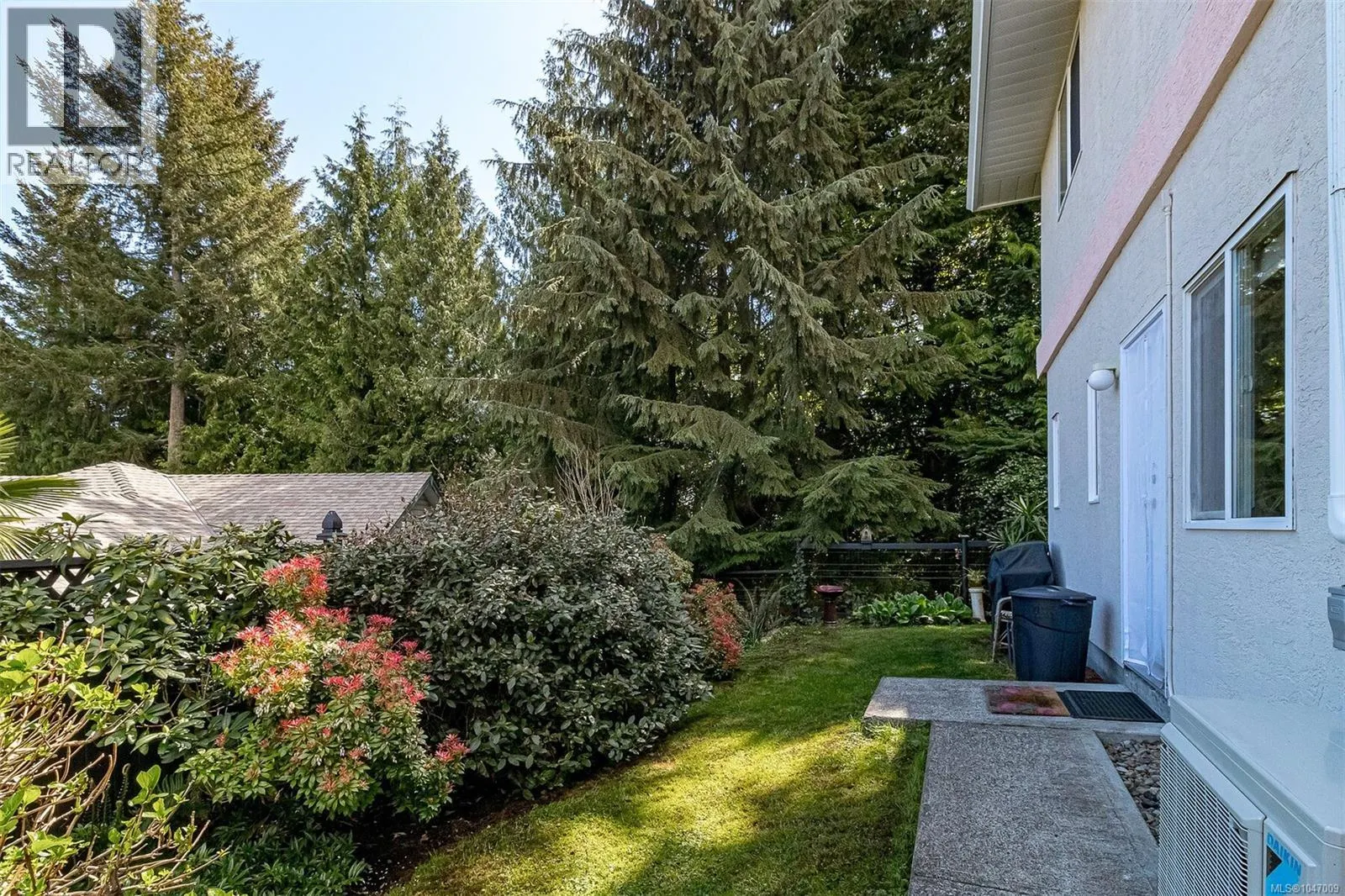 457 Thetis Dr