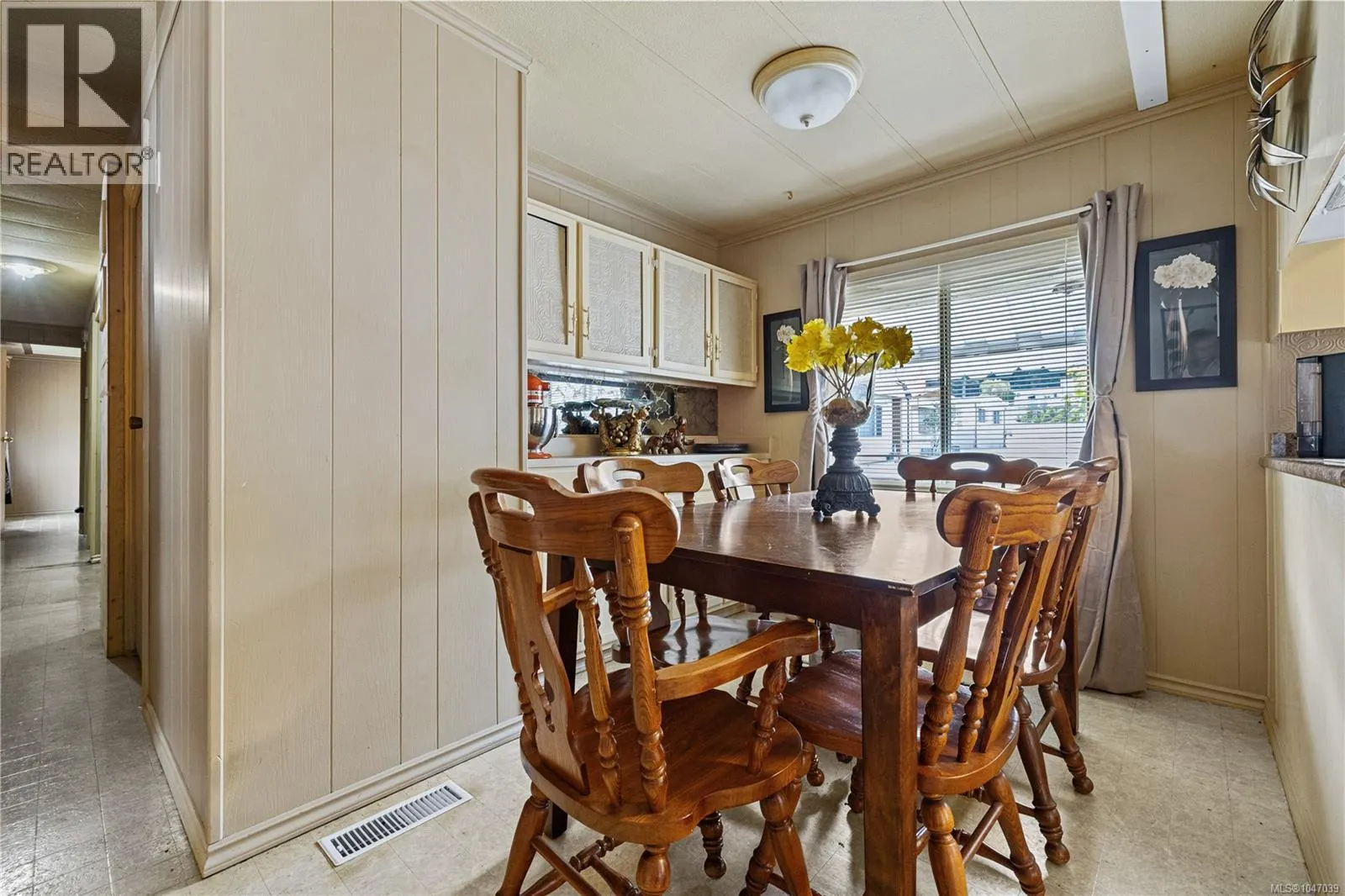 51 951 Homewood Rd
