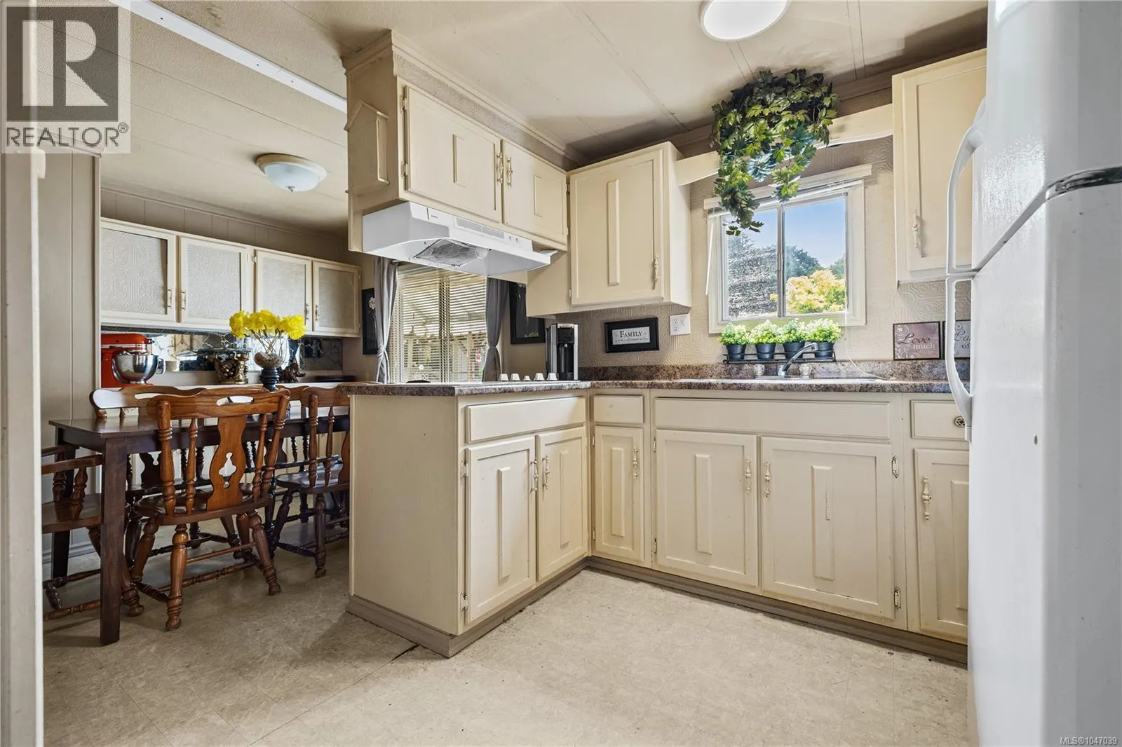 51 951 Homewood Rd
