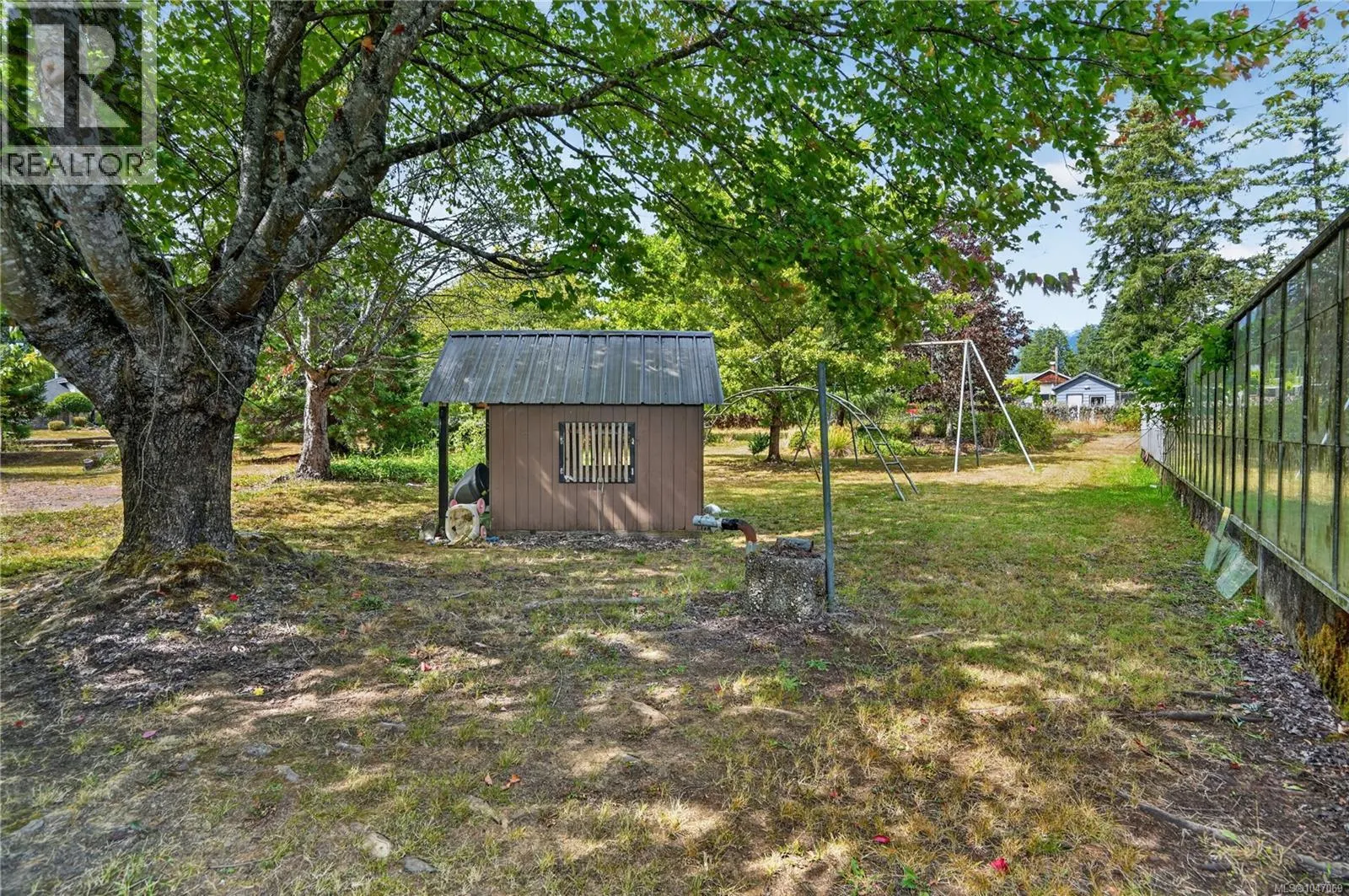 5633 STRICK Rd