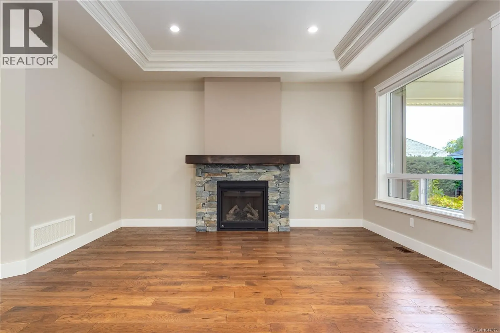 158 Skylark Ave