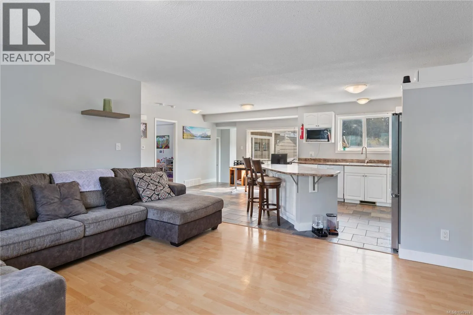 3400 Departure Bay Rd